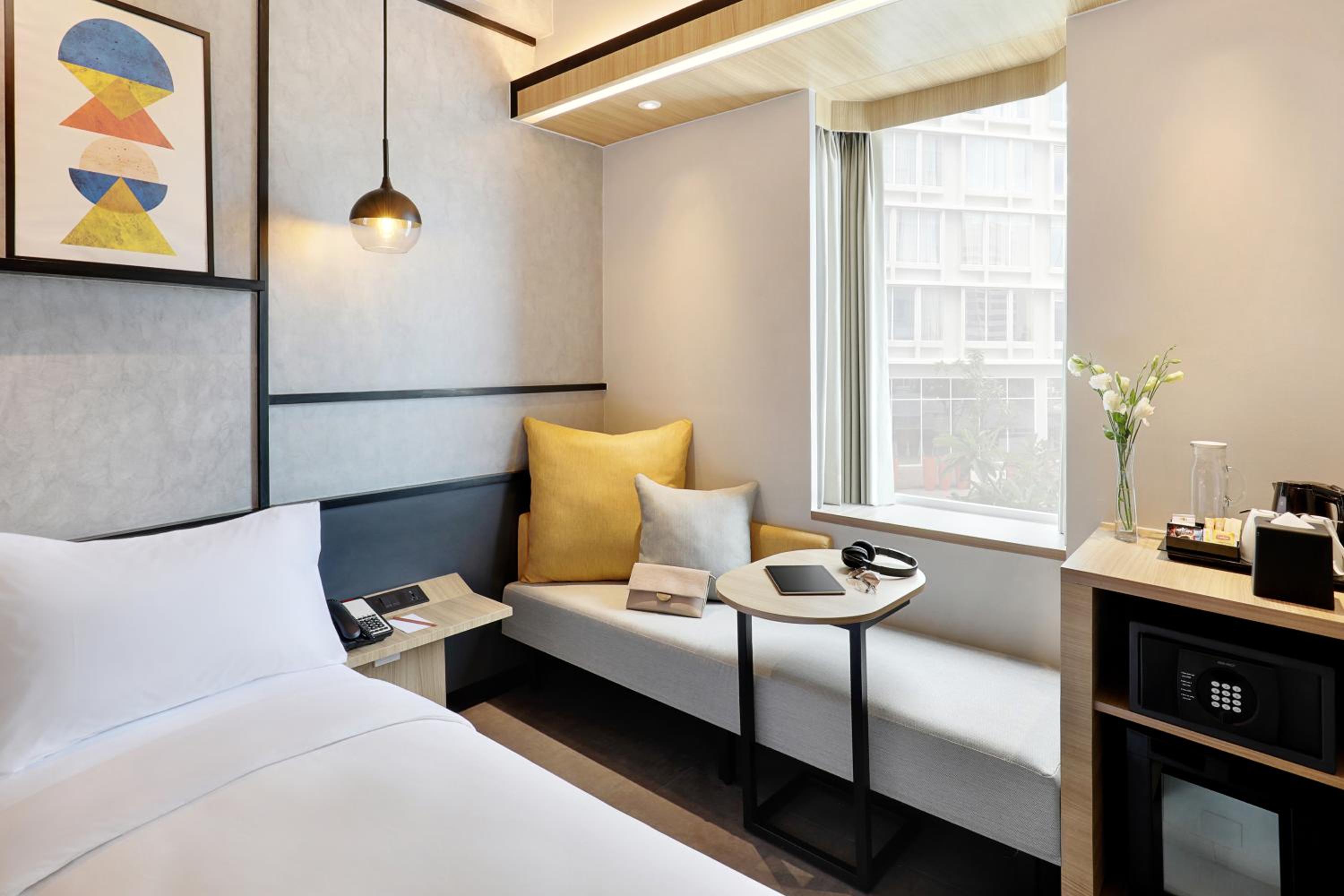 Standard Twin Room - Photo 4