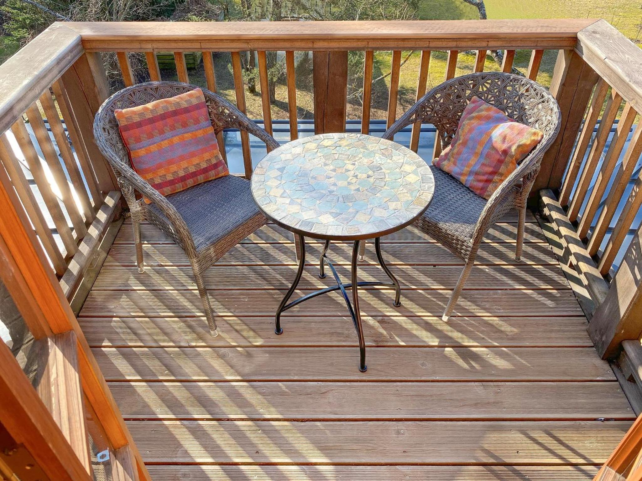 Studio with Balcony - Photo 11