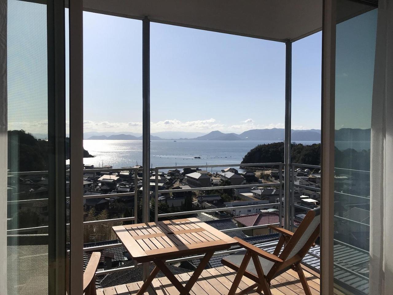 Deluxe Twin Room with Terrace and Sea View - Photo 2