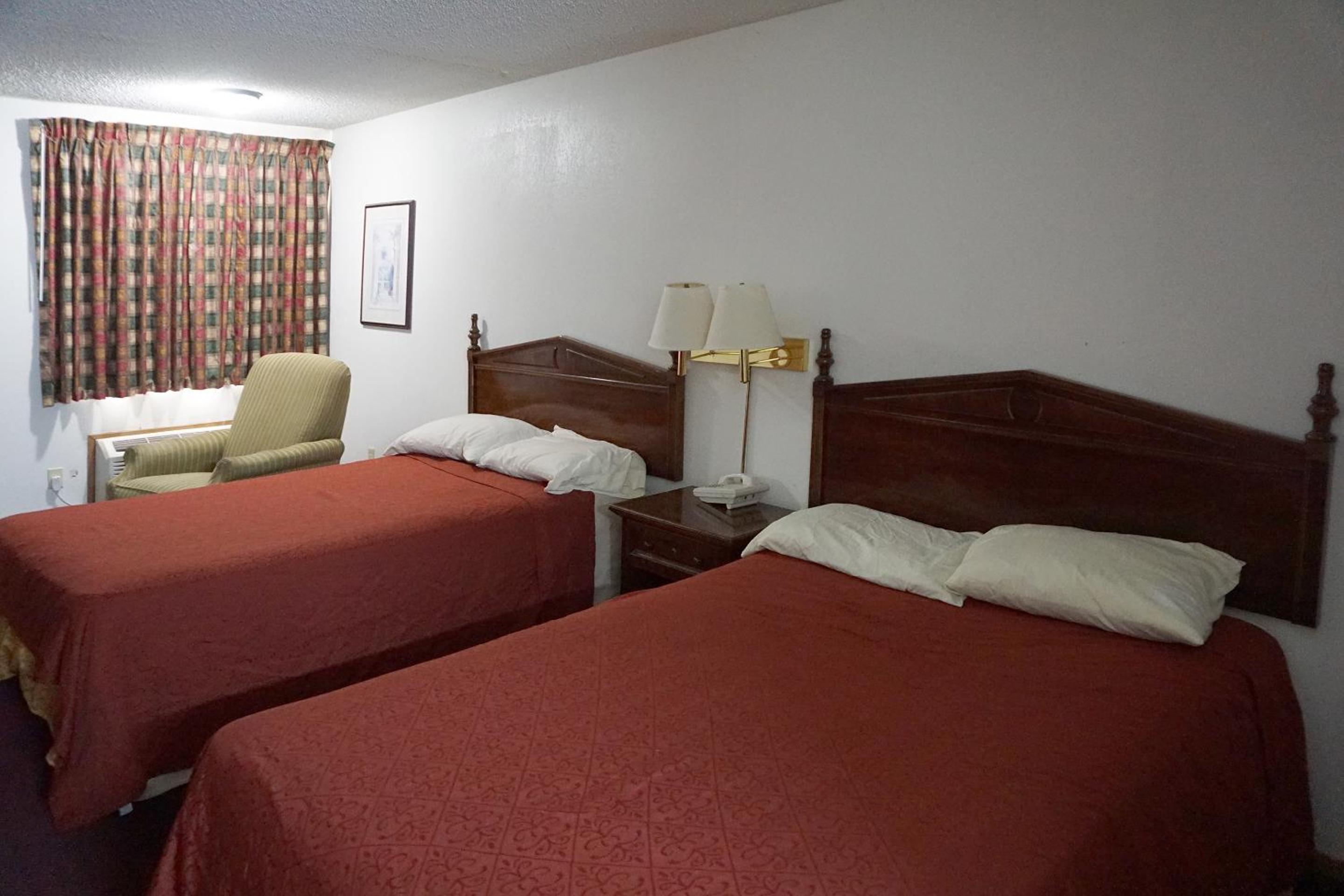 Double Room with Two Double Beds photo 1