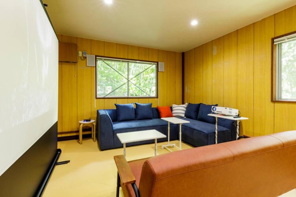 Four-Bedroom House photo 3