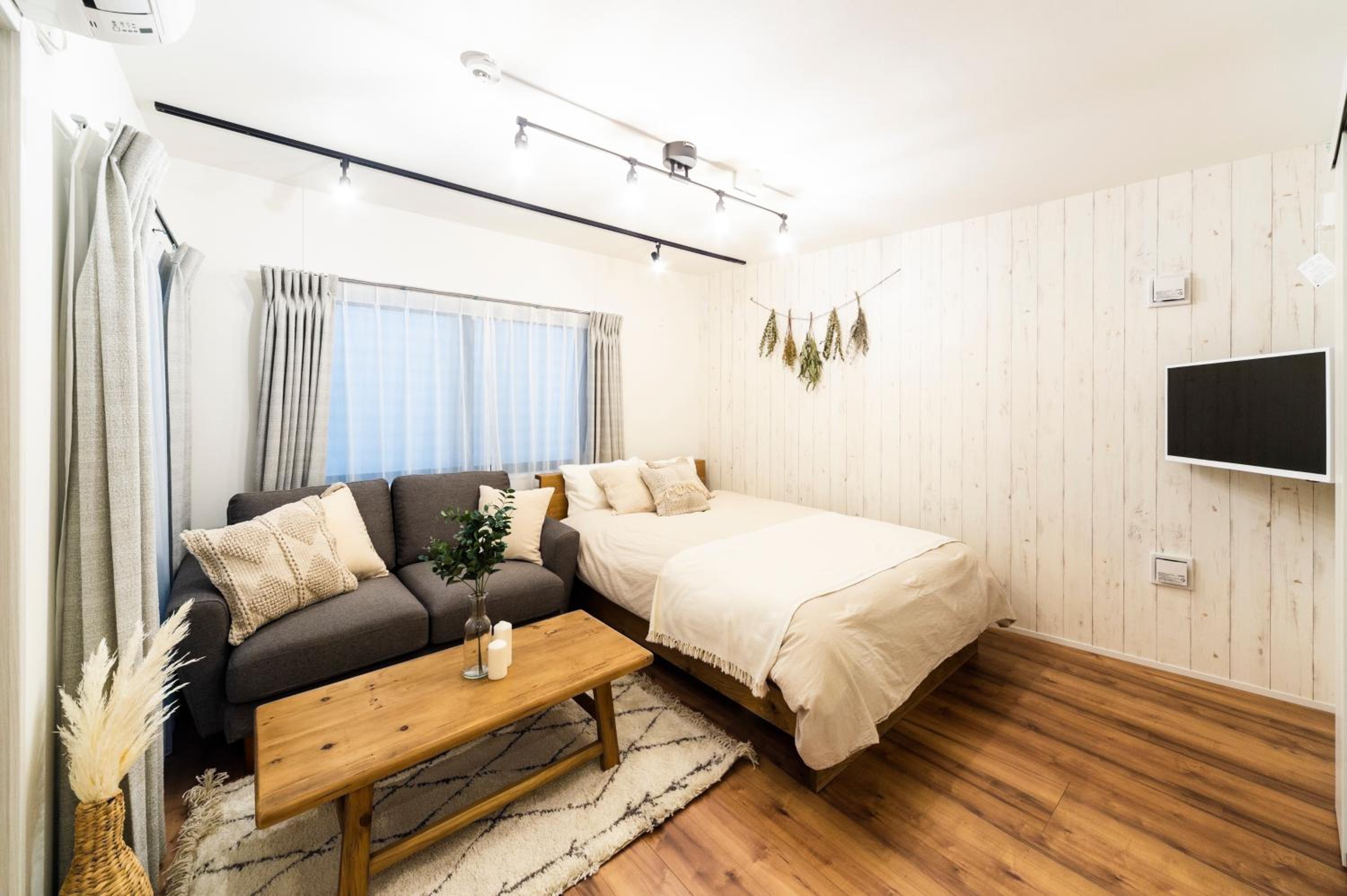 One-Bedroom Apartment 201 photo 1