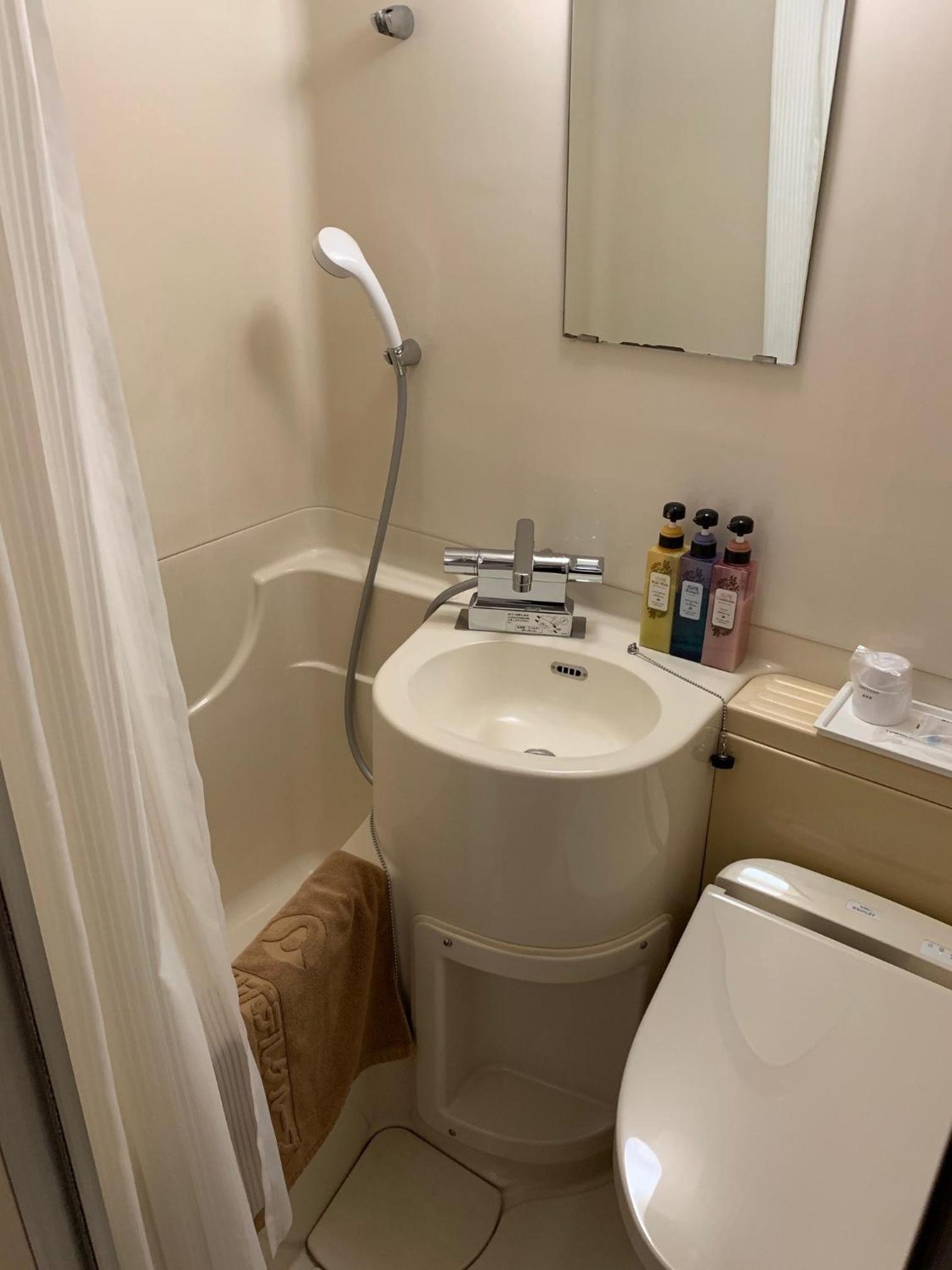 Double Room with Small Double Bed - Non-Smoking - Building 2 photo 2