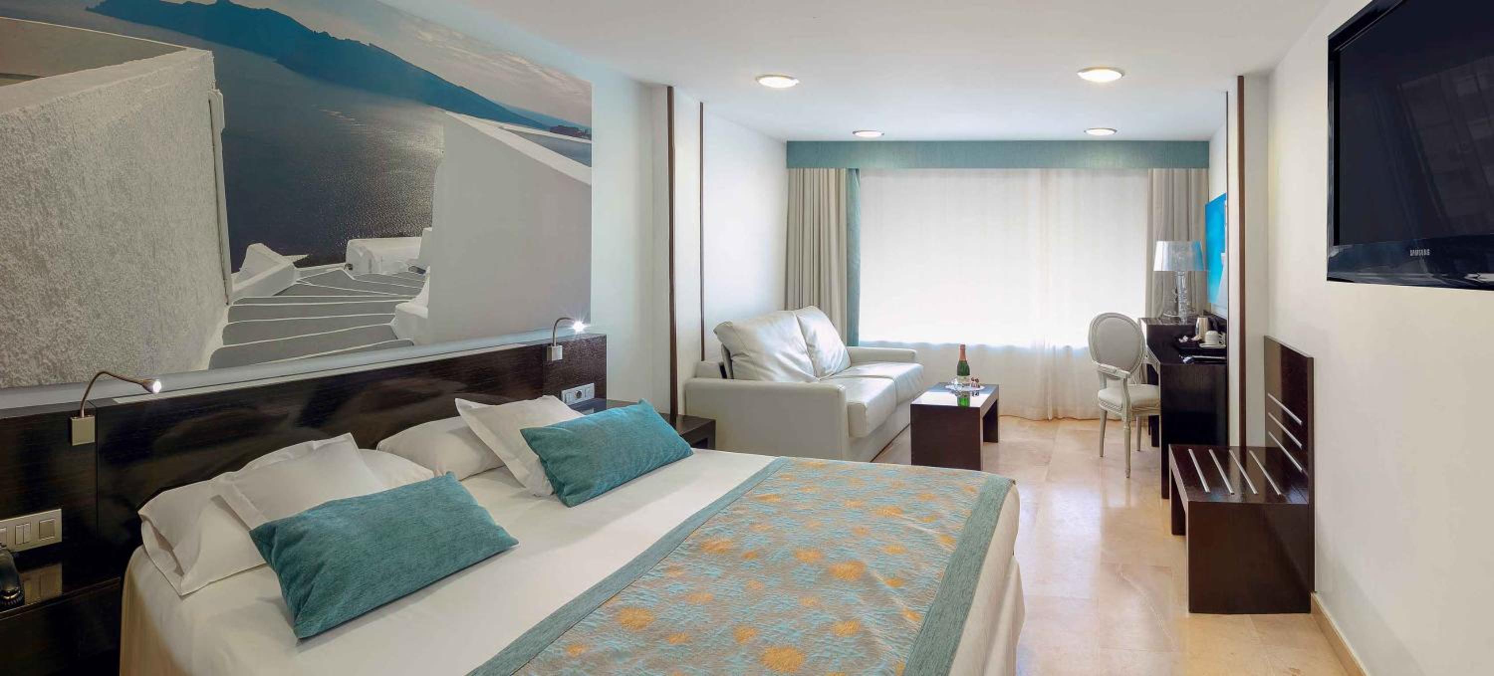 Habitación Doble Estándar (1 adulto + 1 niño)