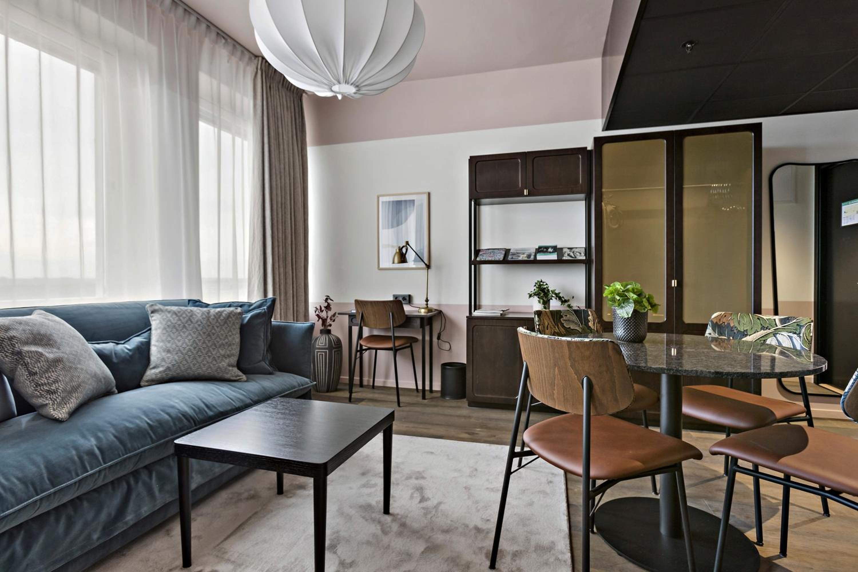 King Room with Kitchenette