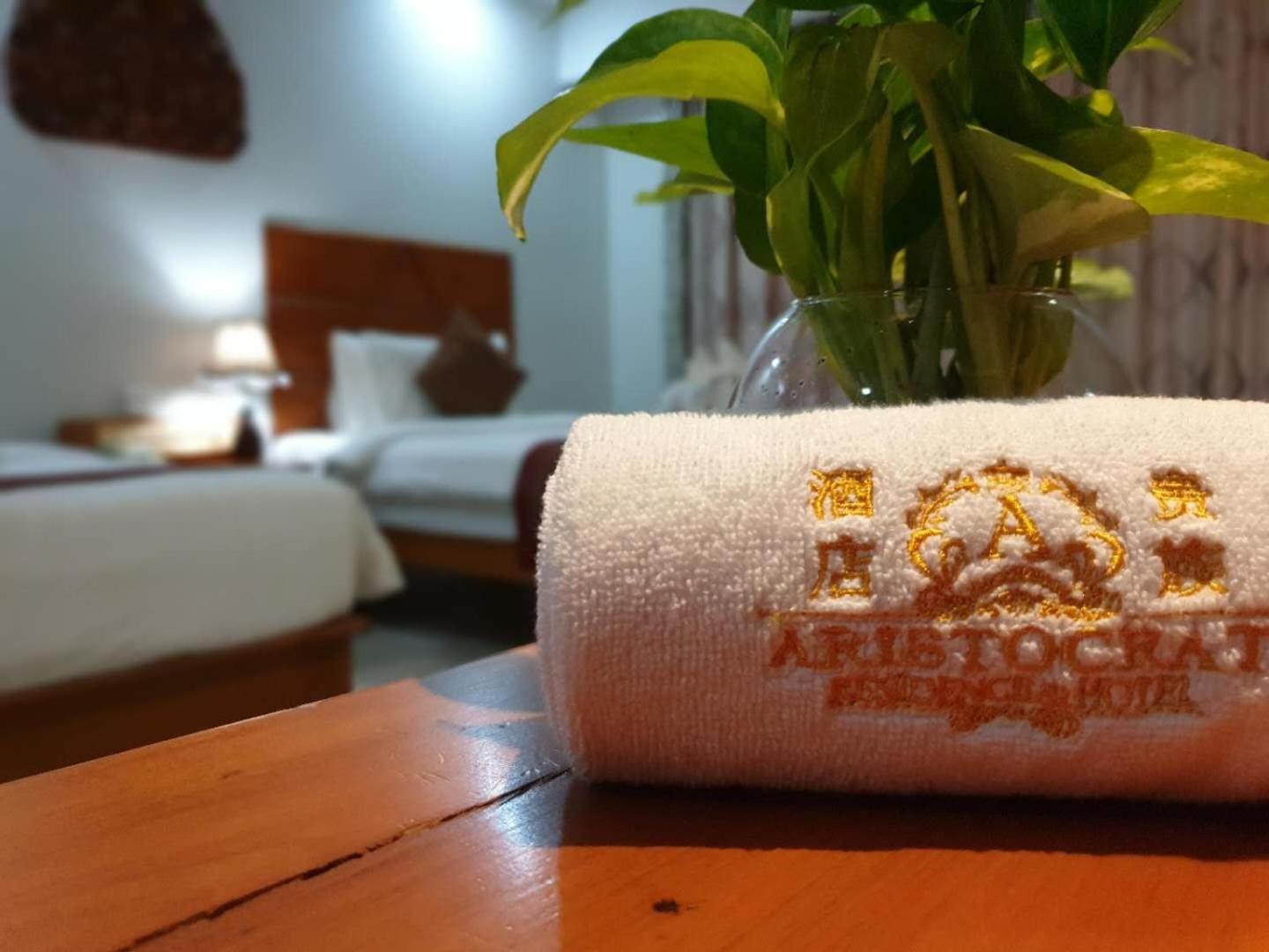 Deluxe Twin Room - Photo 8