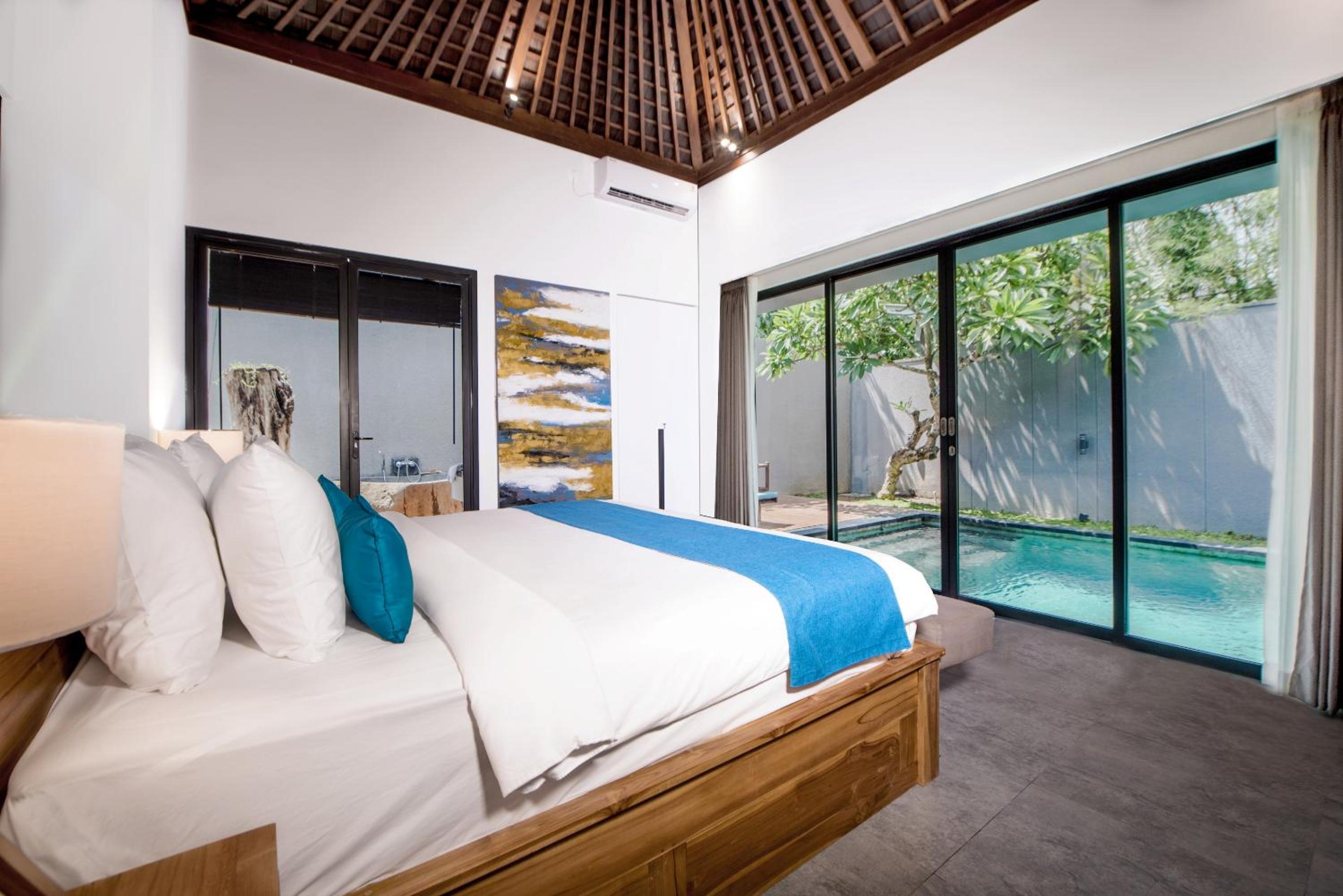 Two-Bedroom Private Pool Villa - Photo 24