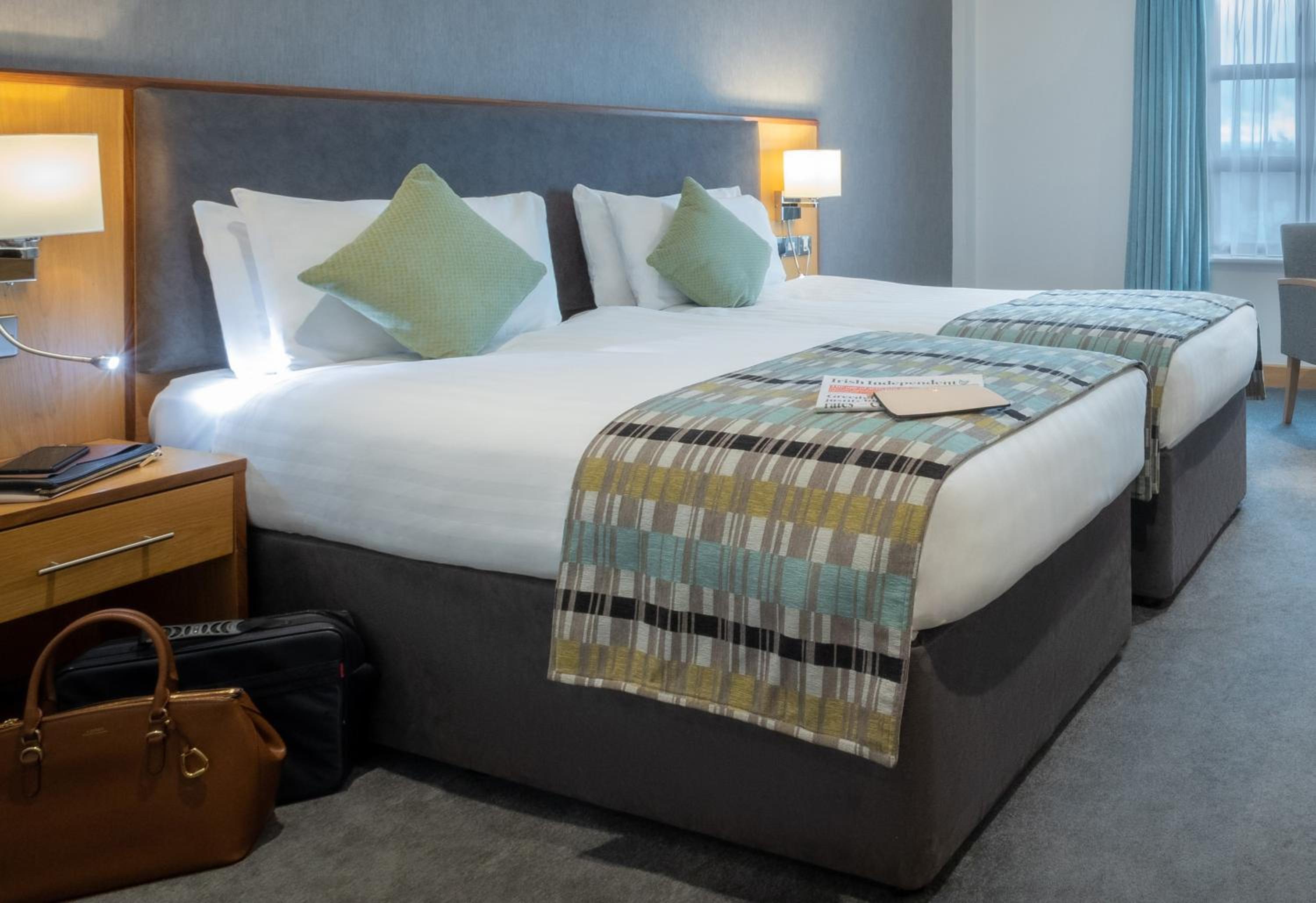 Twin Room - Photo 3