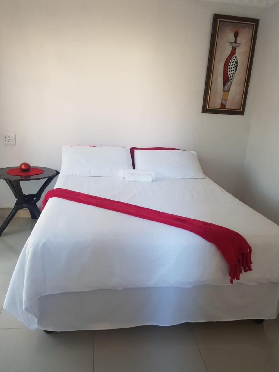 Budget Double Room - Photo 1
