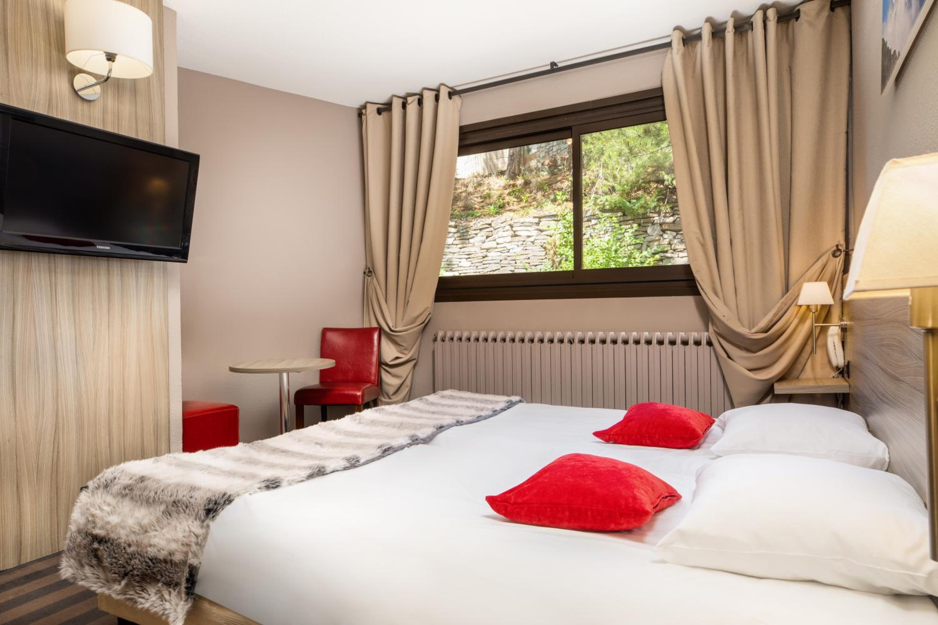 Double Room - Photo 14