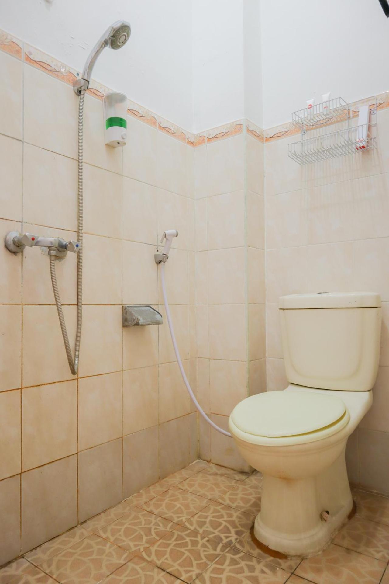 Standard Double Room - Photo 5