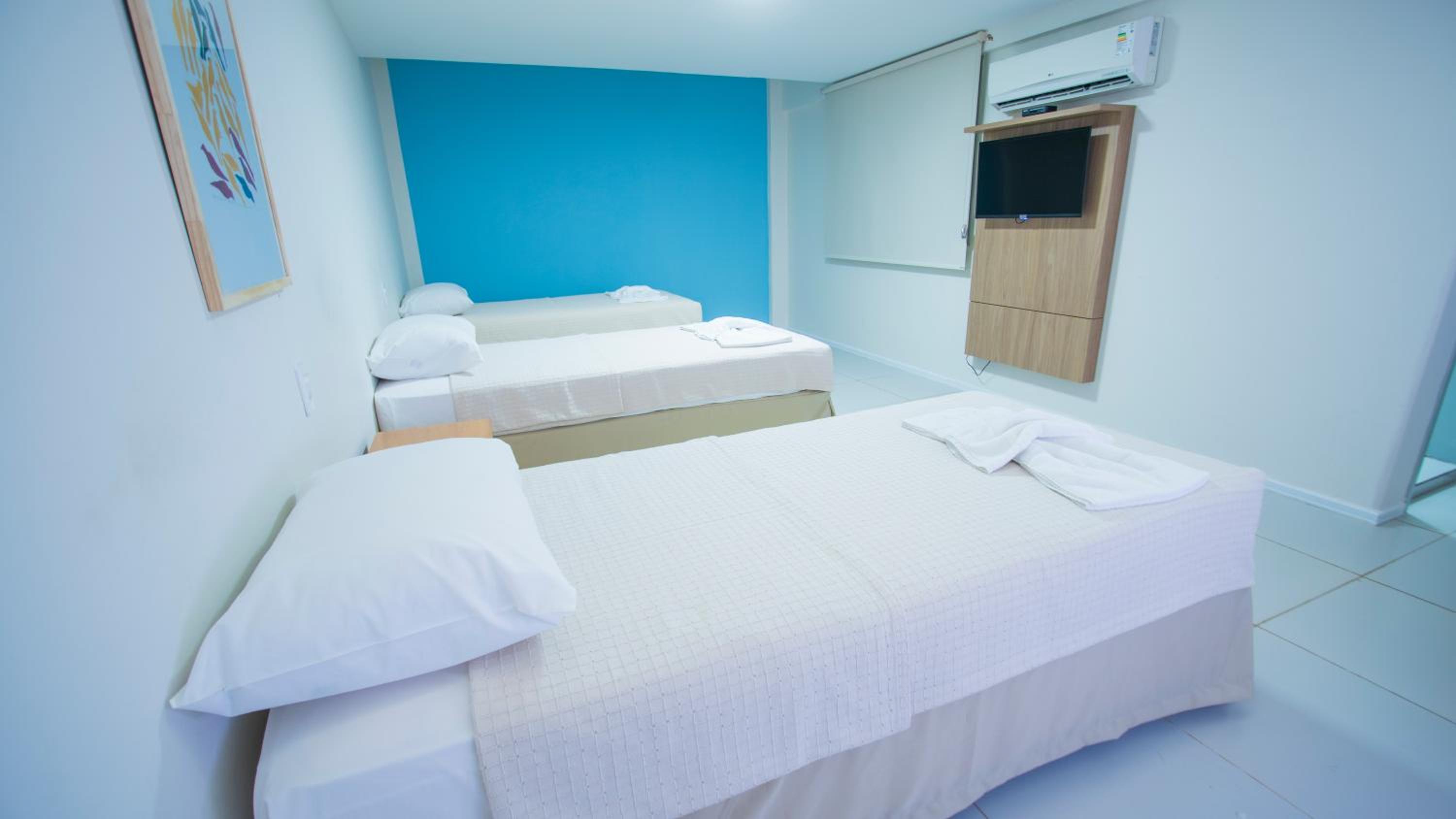 Superior Triple Room with Three Single Beds