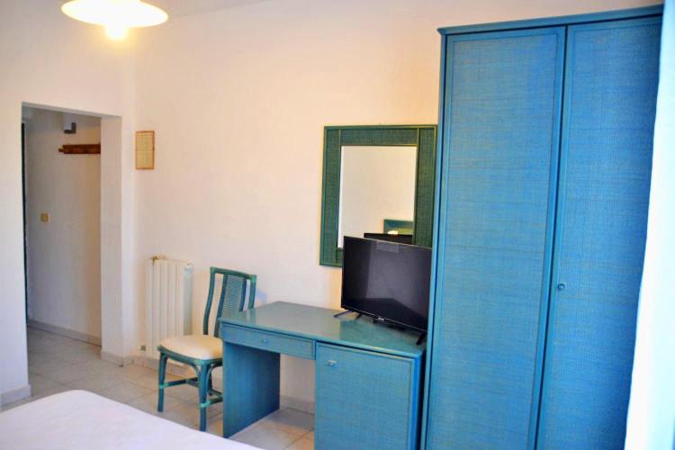 Standard Triple Room - Photo 1
