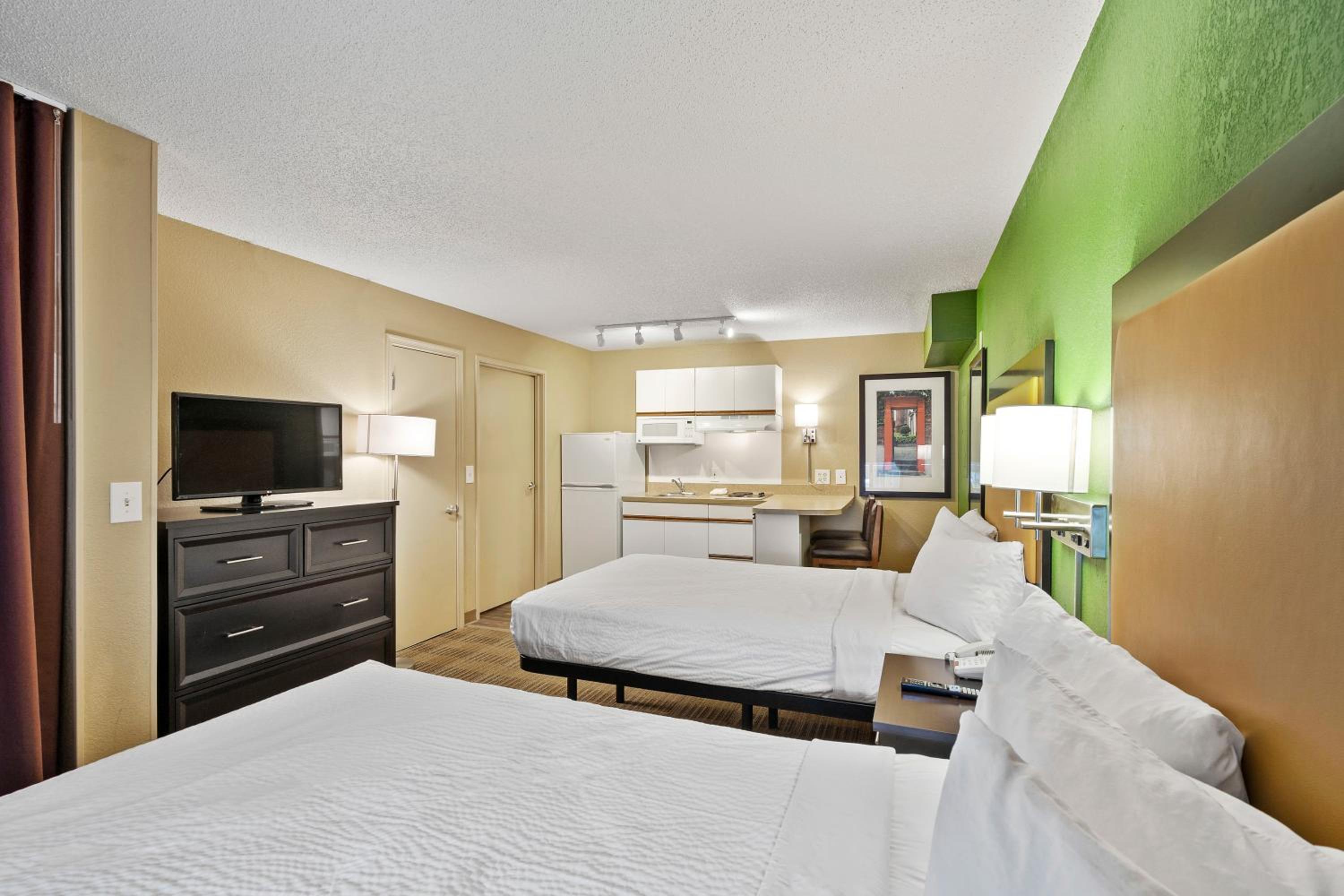 Studio with 2 Double Beds - Non-Smoking - Photo 9