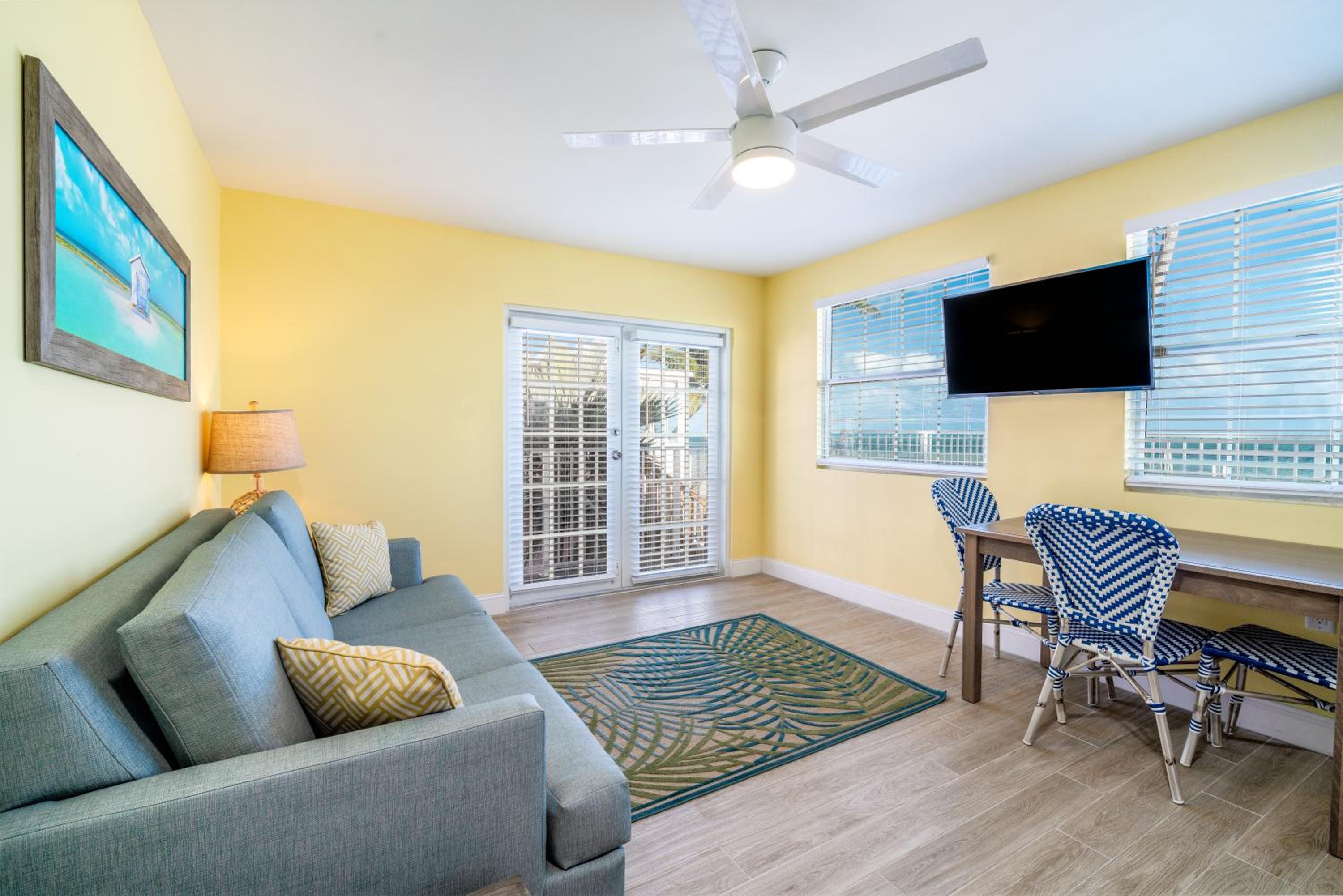 King Suite with Sea View - Photo 2