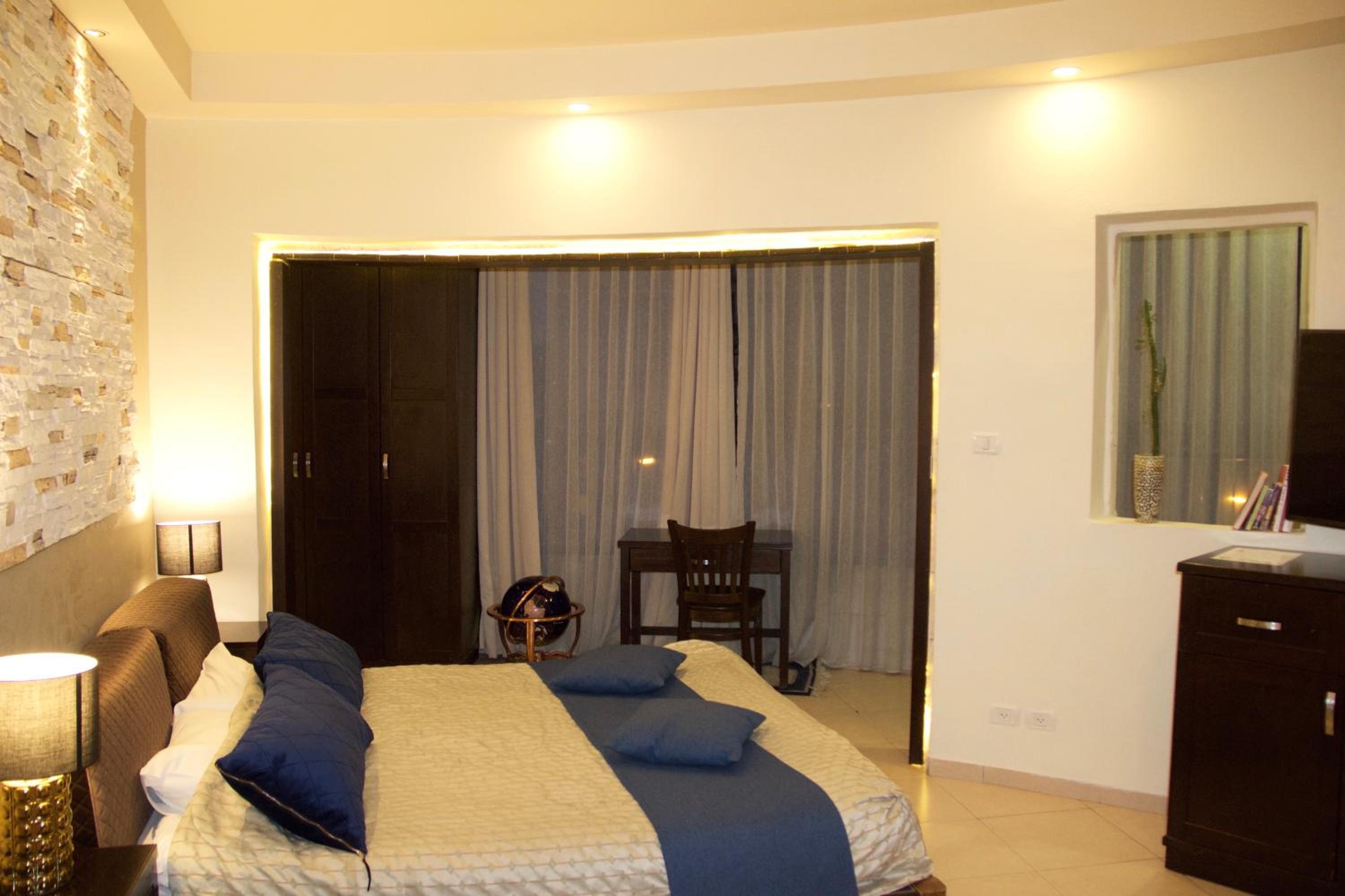 Deluxe Double Room - Photo 2