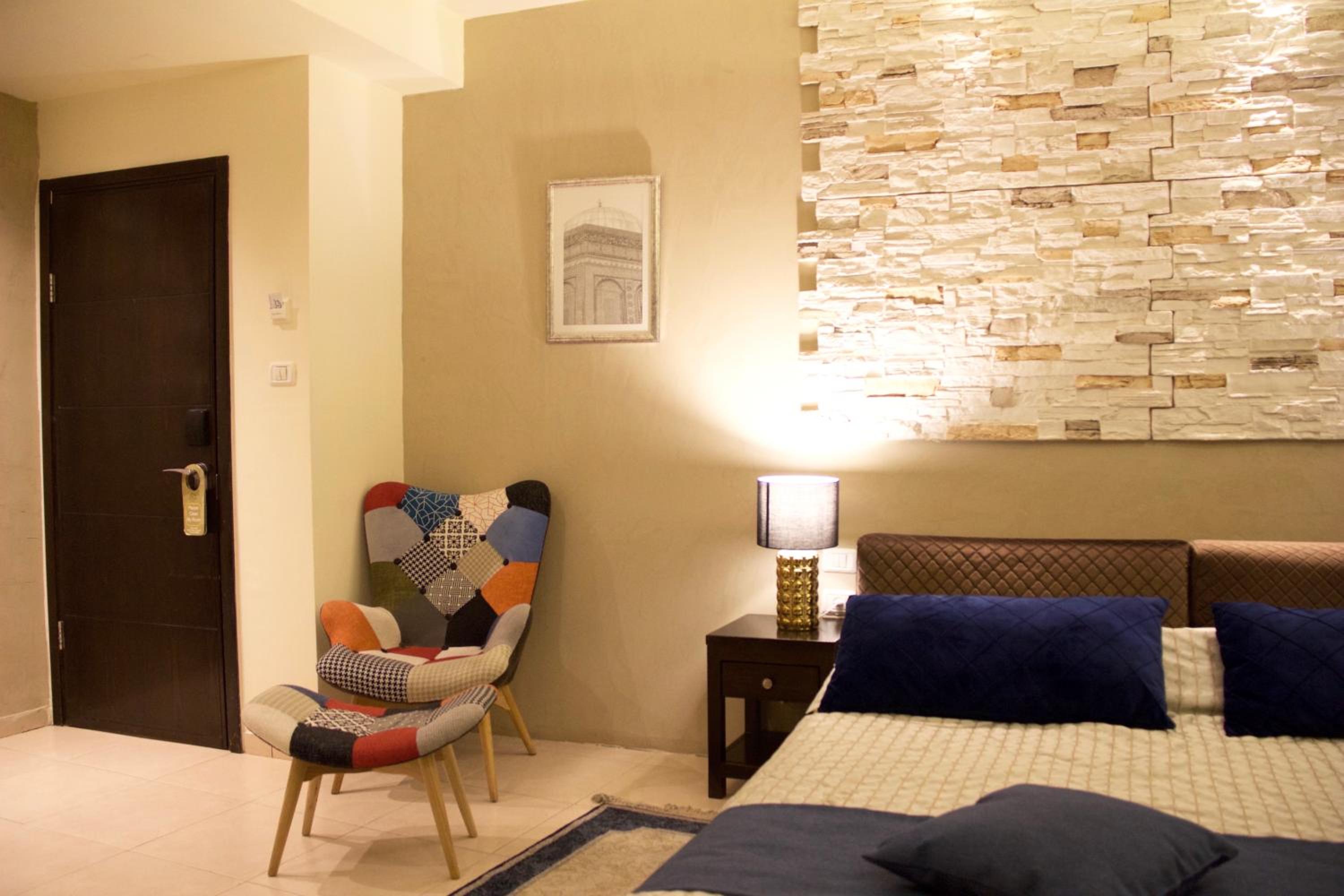 Deluxe Double Room - Photo 8