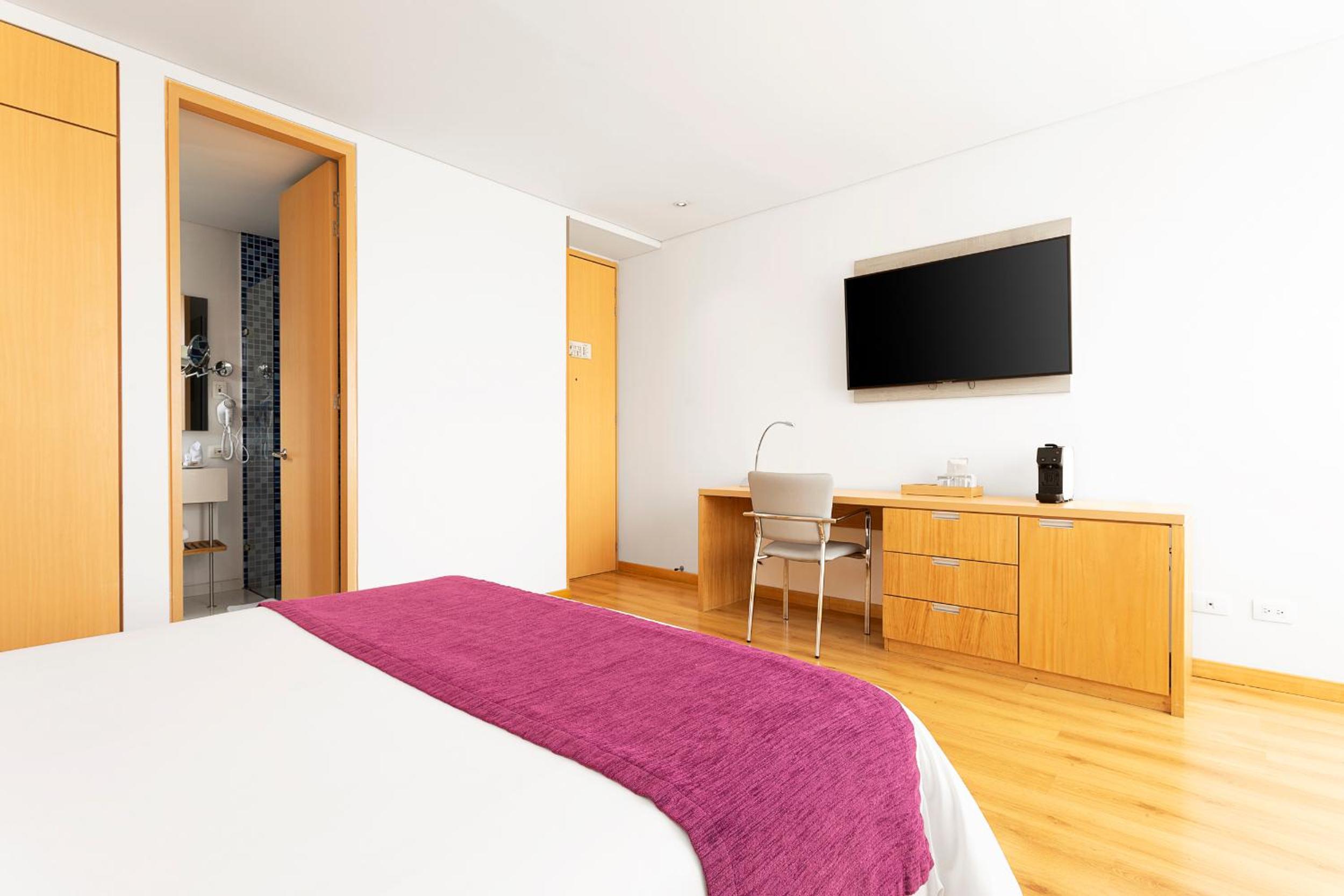 Double Room - Photo 10
