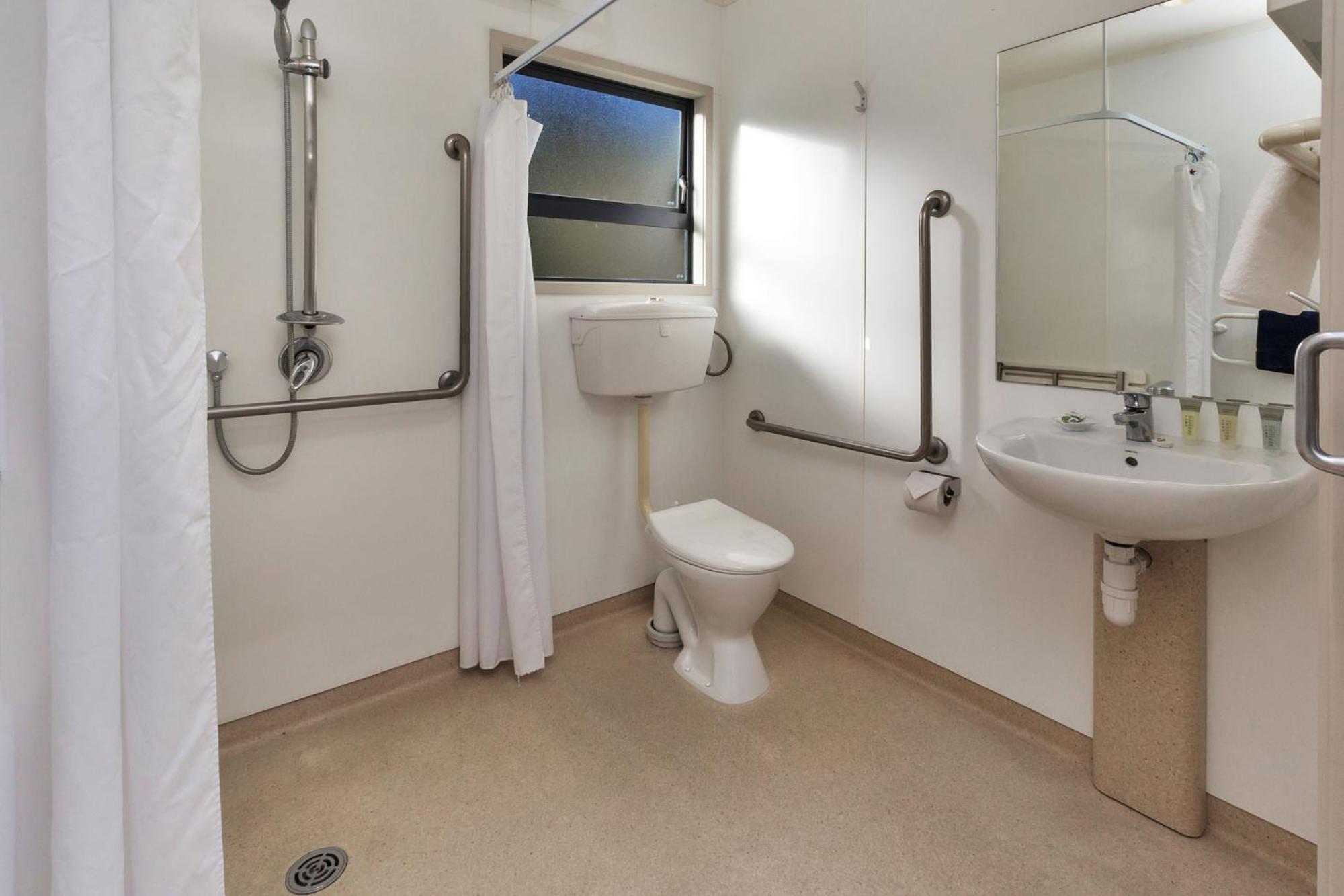 Studio Villa - Wheelchair Access - Photo 8