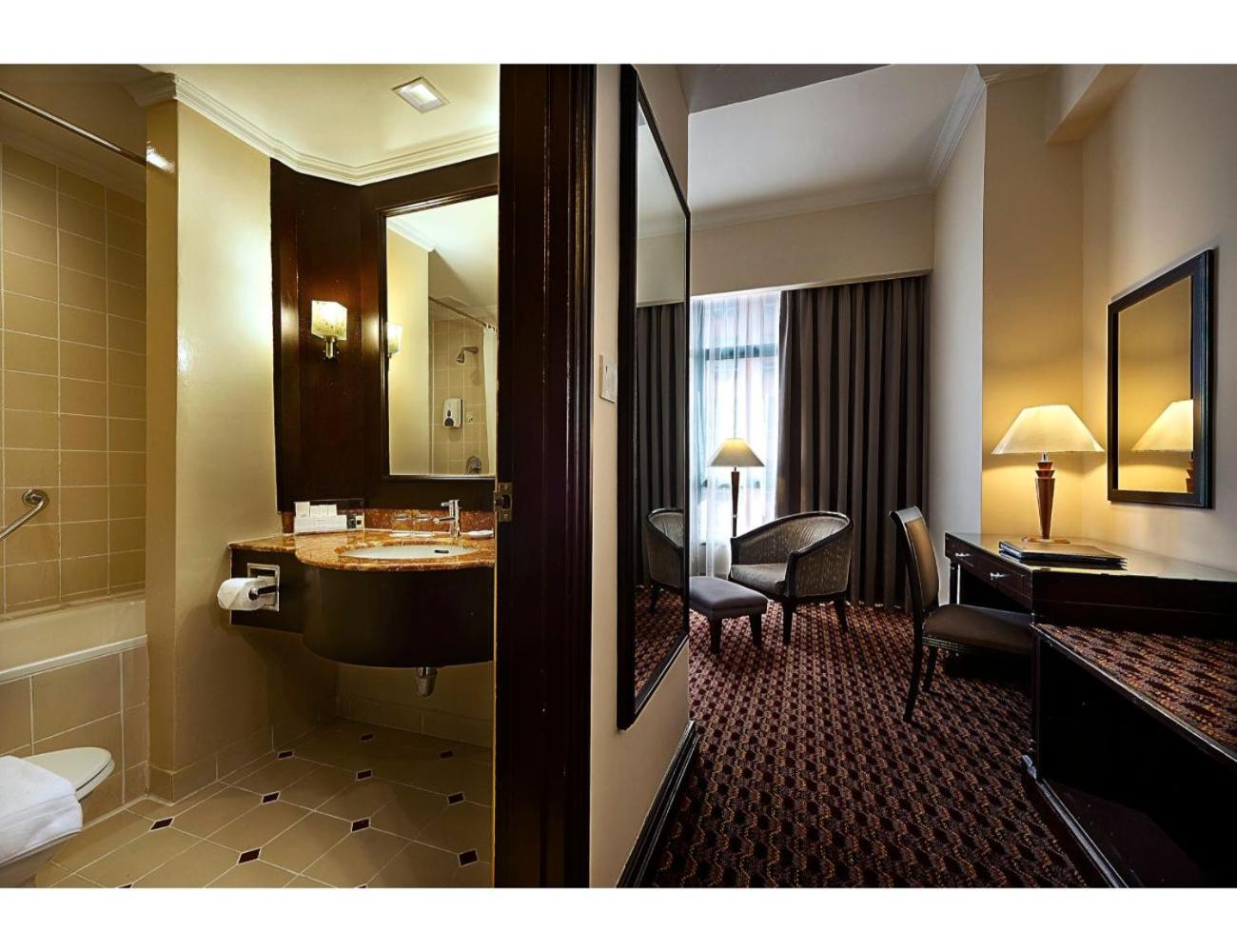 Superior Double or Twin Room photo 2