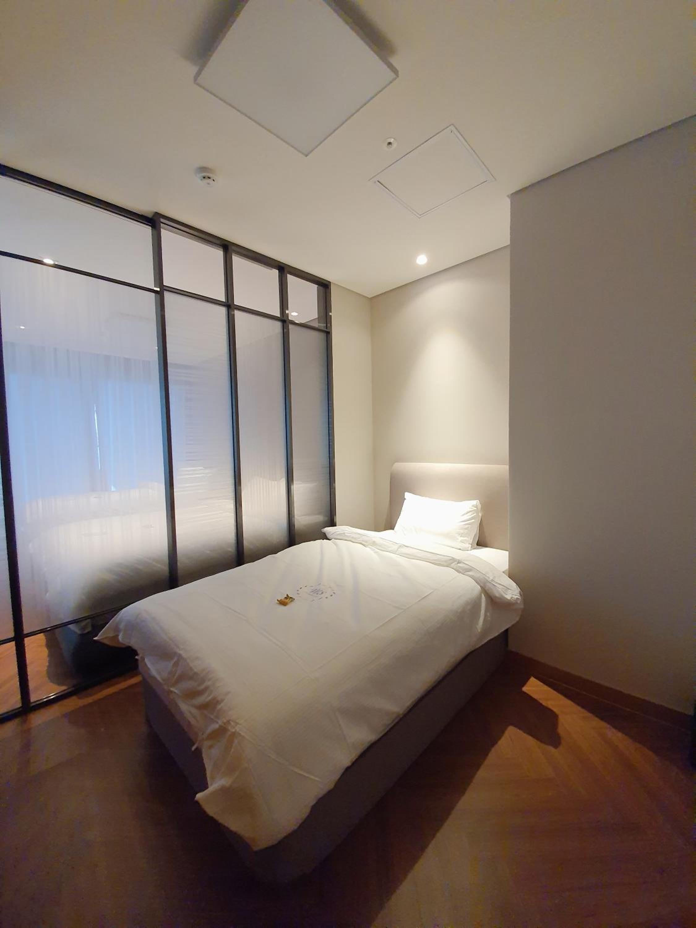 Superior Triple Room with Sea View - Photo 11