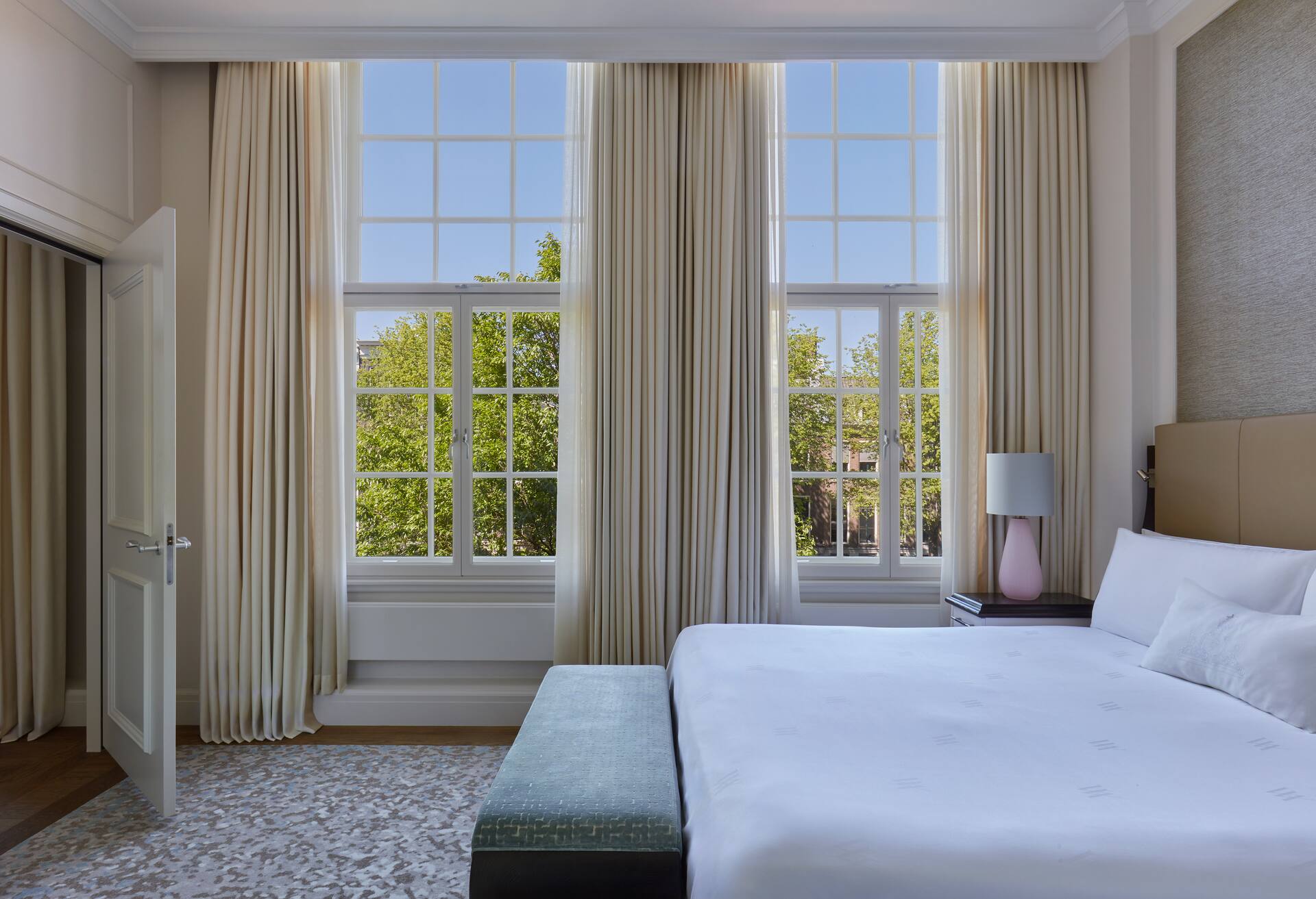 Backer Suite