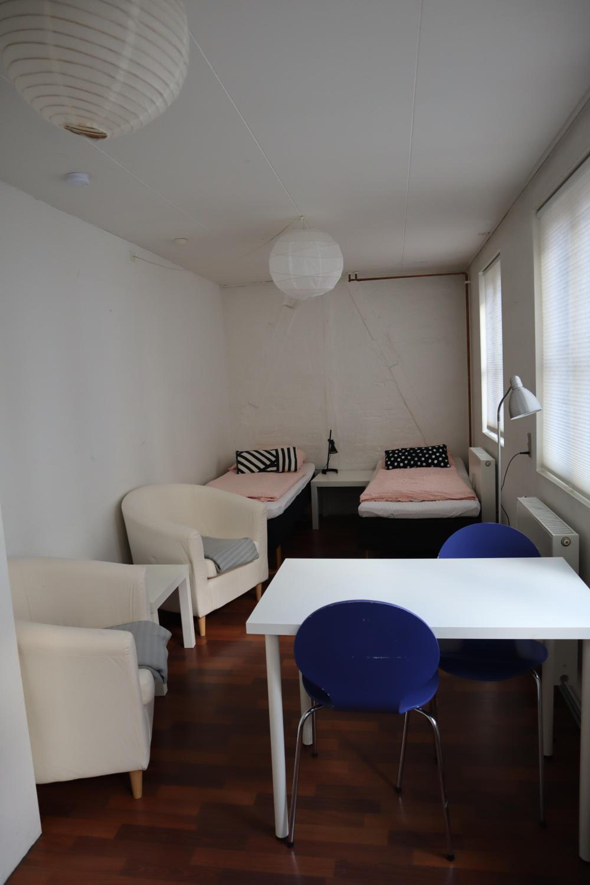 Standard Twin Room with Shared Bathroom
