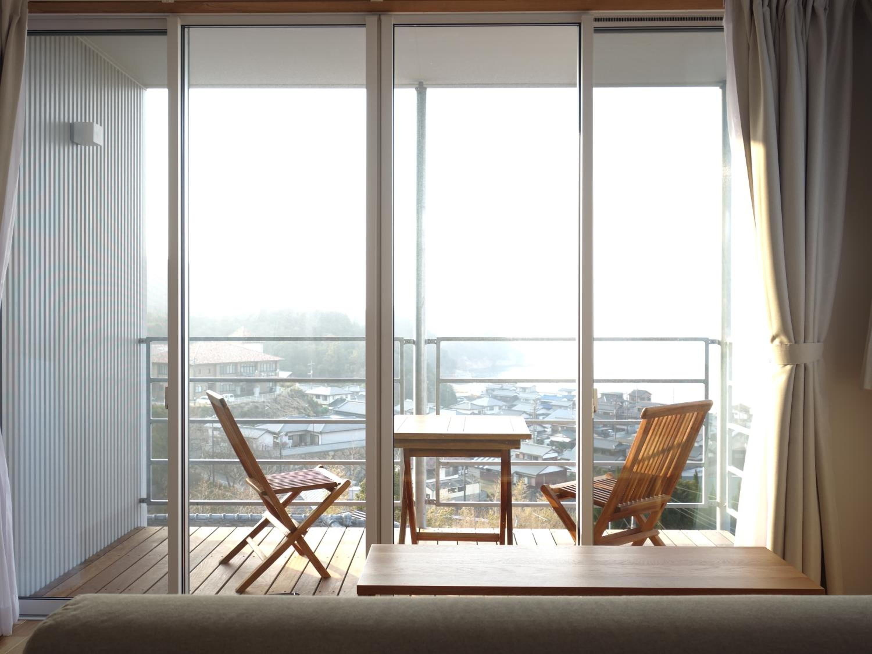 Deluxe Twin Room with Terrace and Sea View - Photo 4