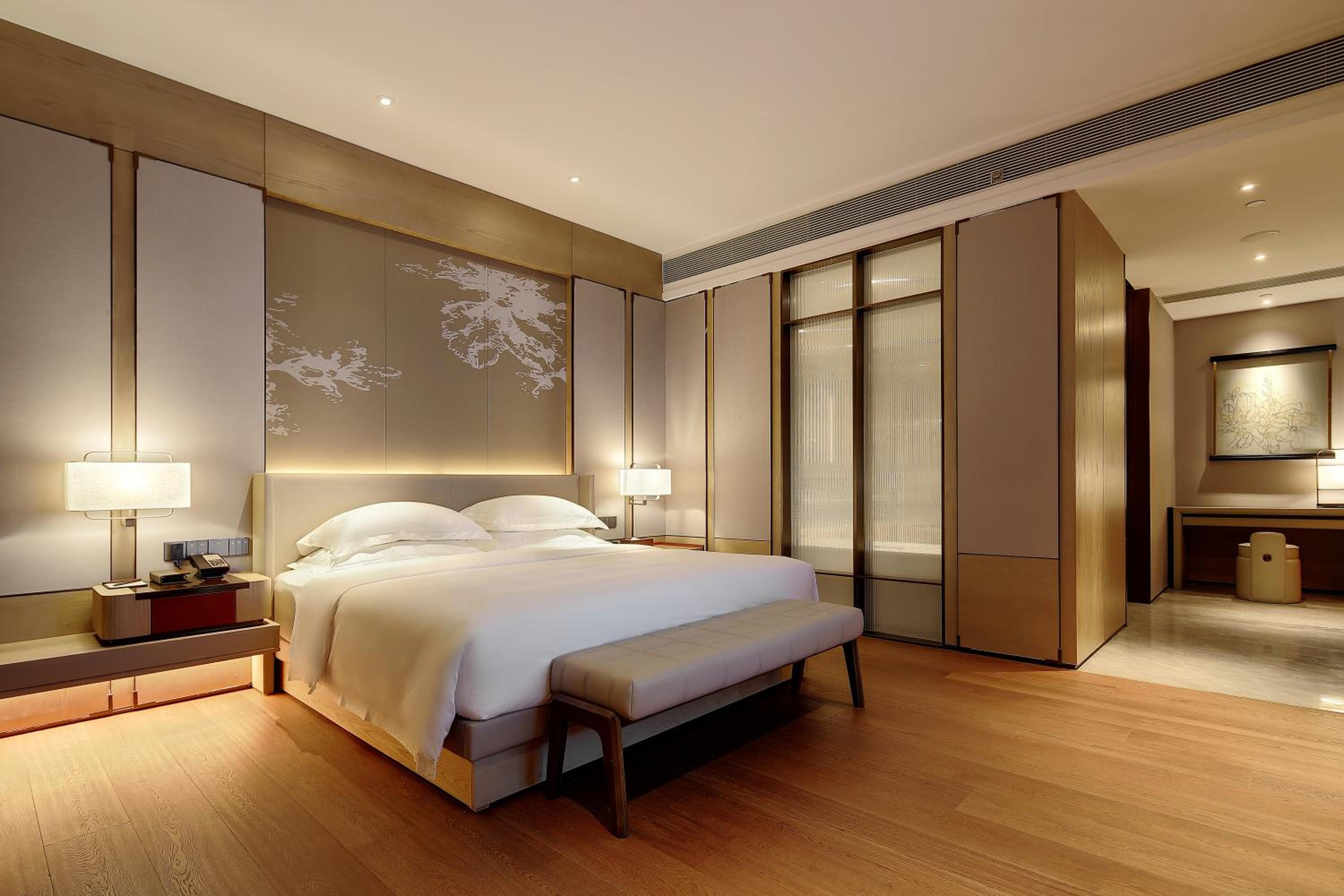 Executive King Room