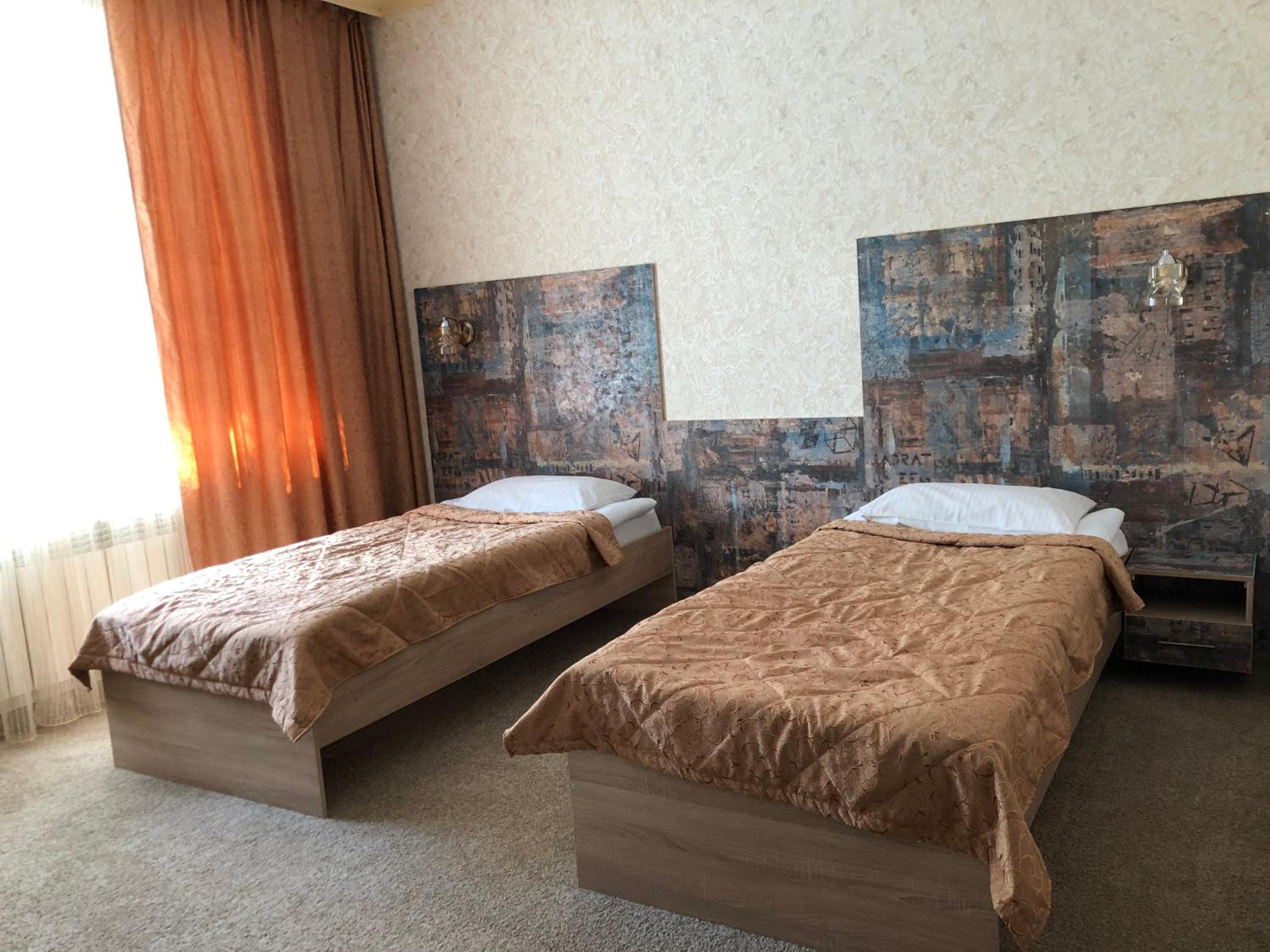 Large Twin Room