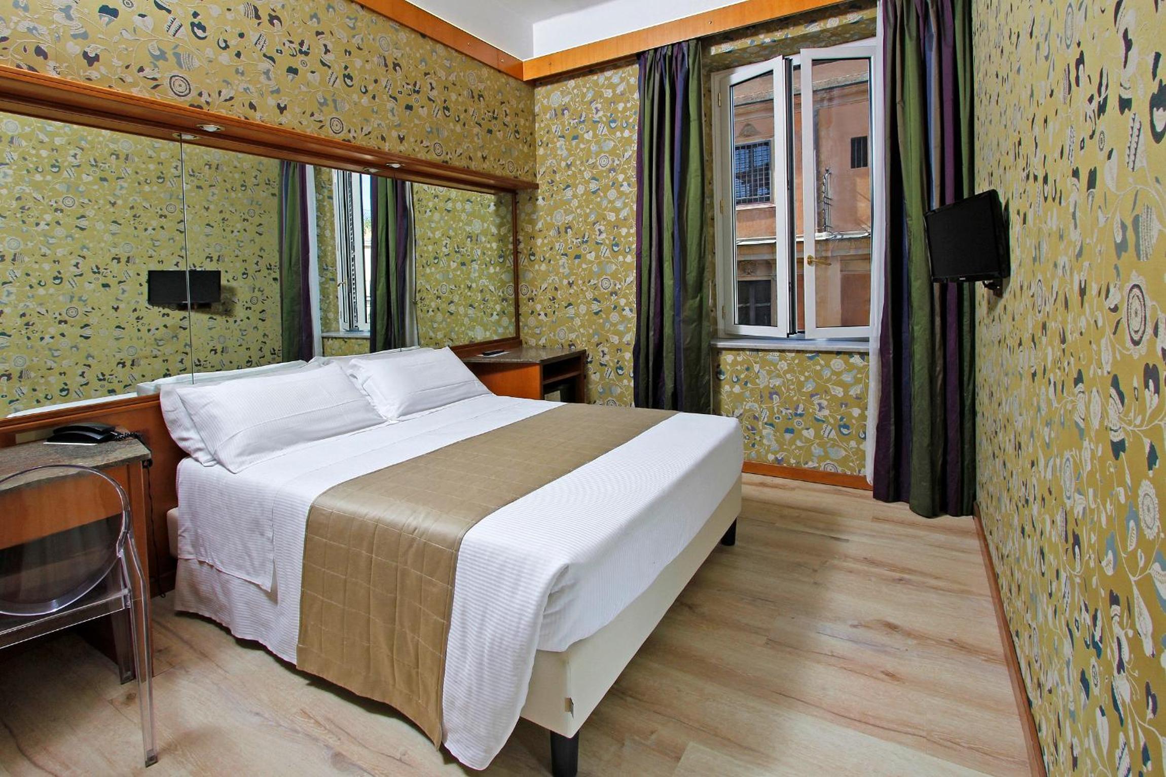 Standard Double Room photo 1