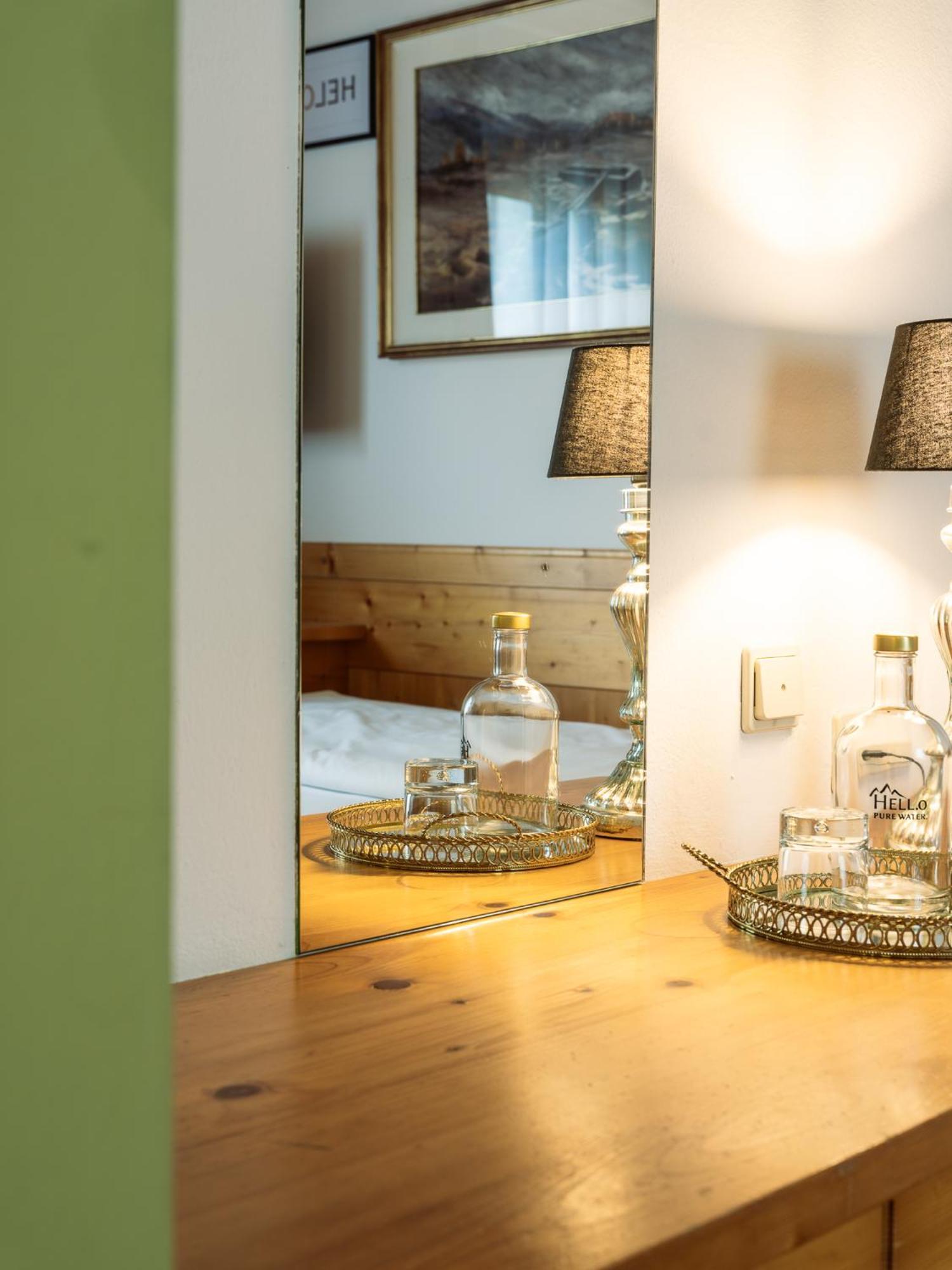 Single Room photo 3