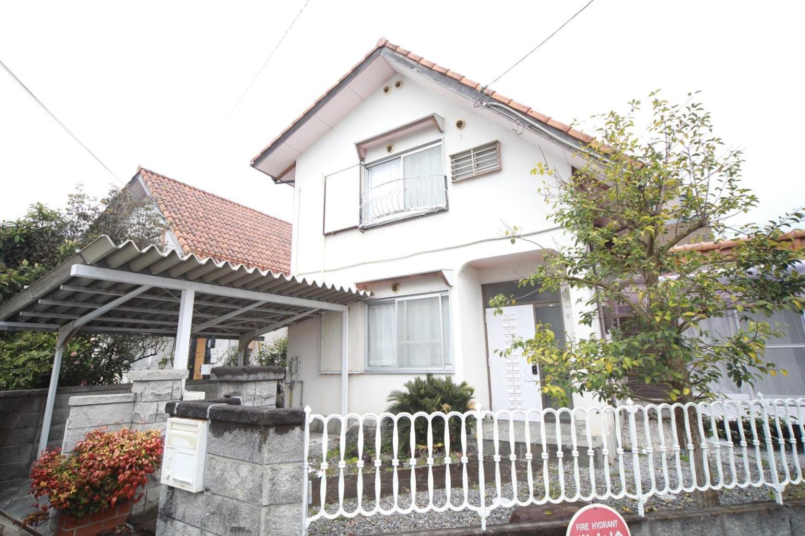 Three-Bedroom House - Photo 46