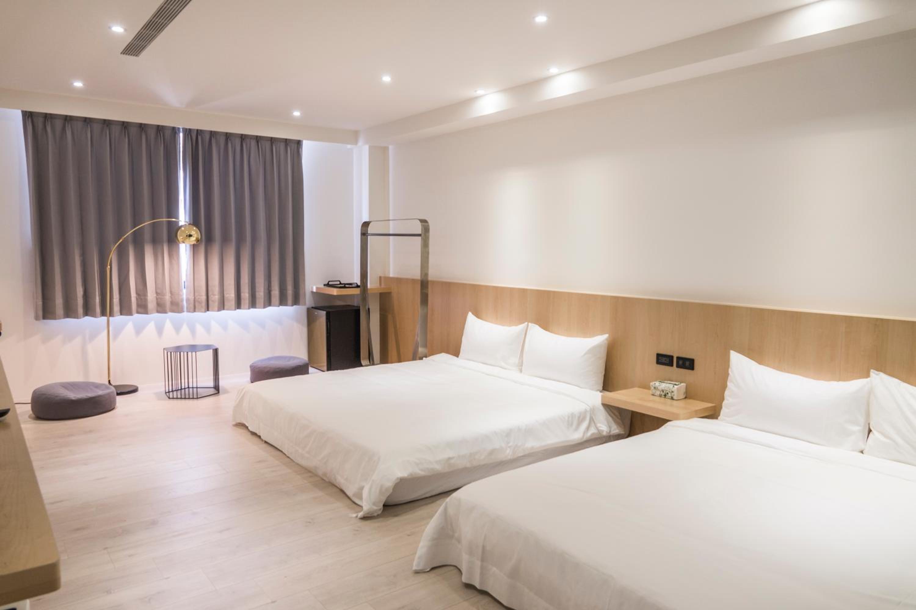 Japanese-Style Twin Room - Photo 7