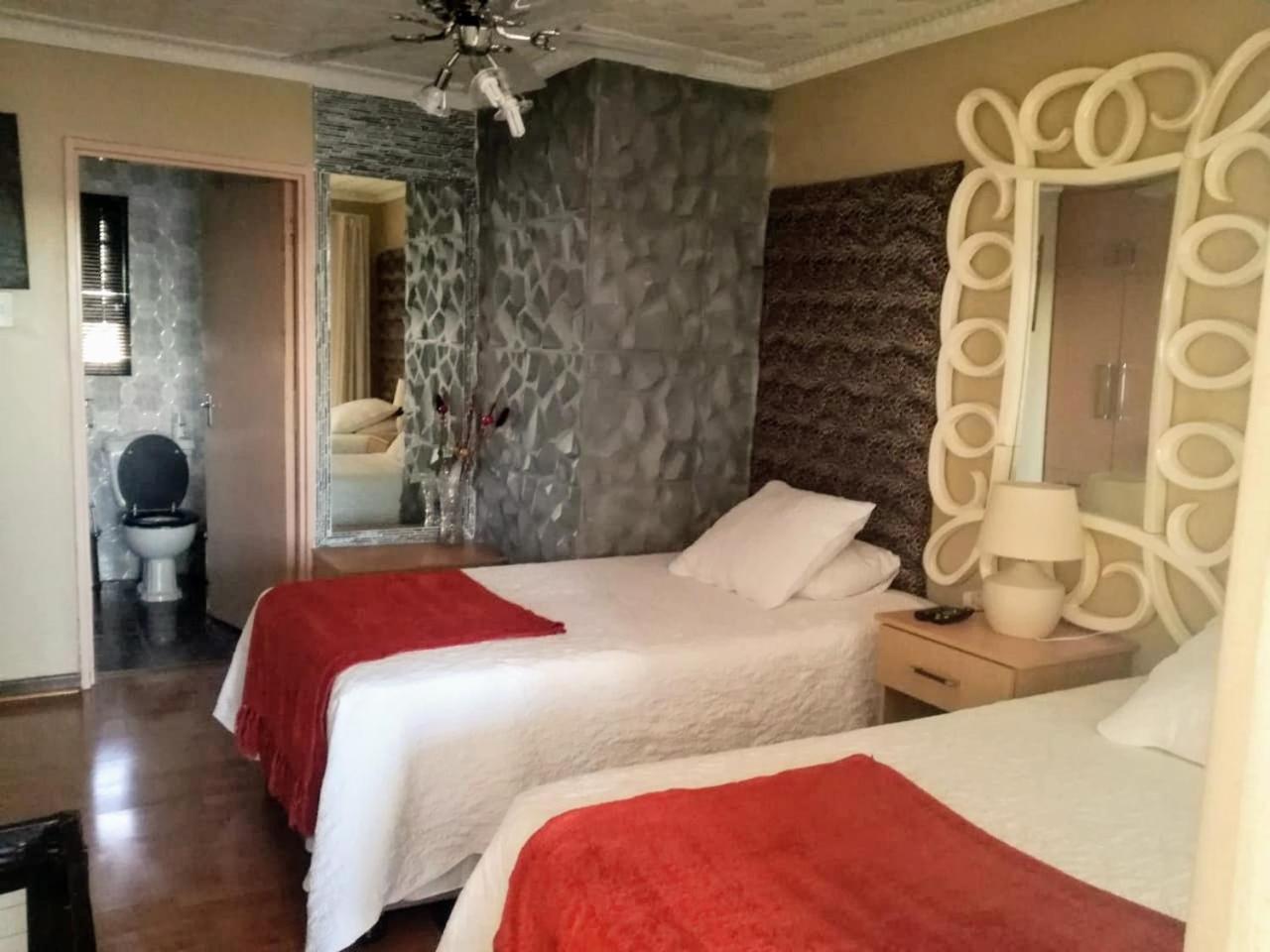 Double Room photo 2