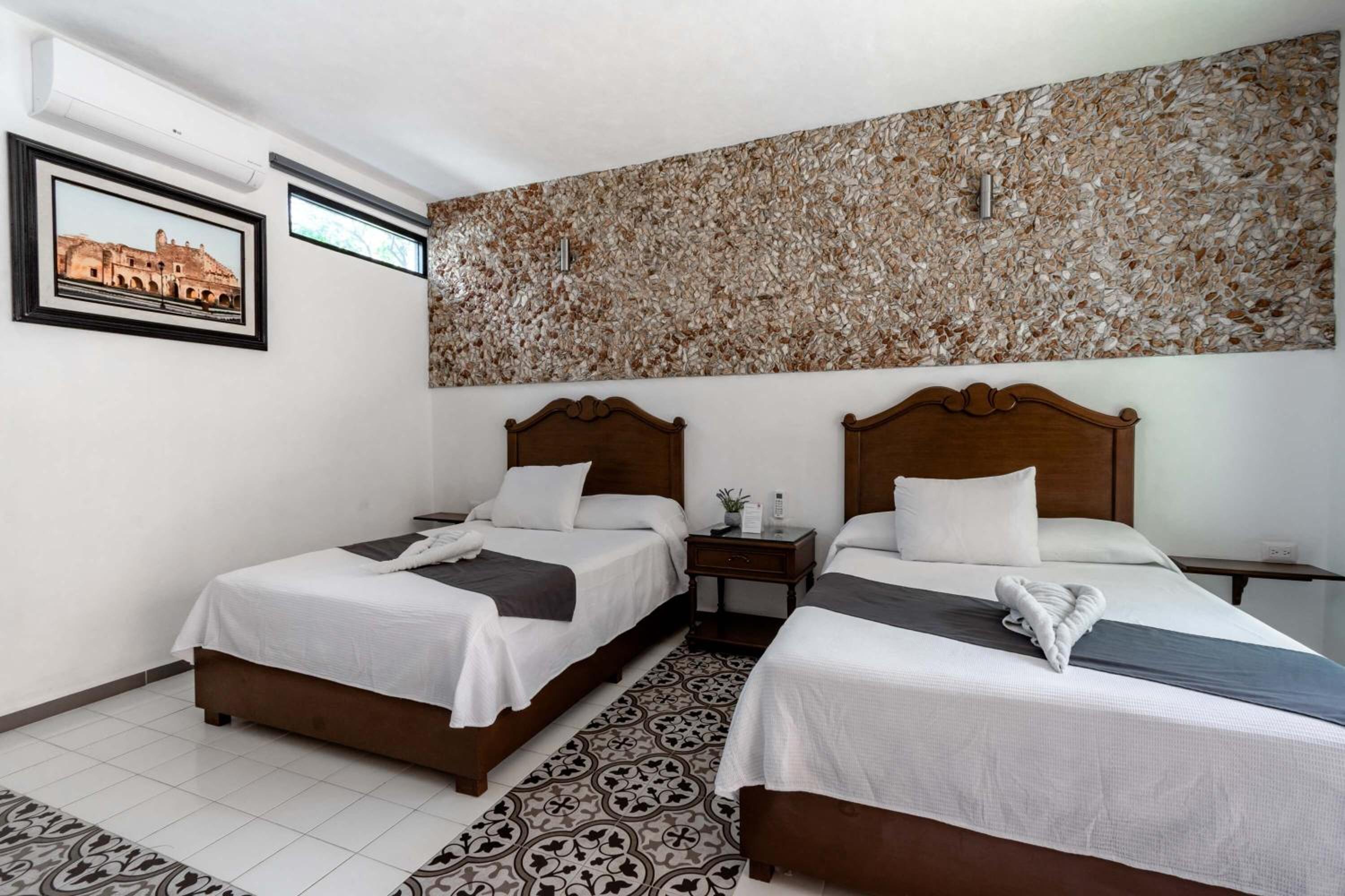 Deluxe Family Room - Photo 6