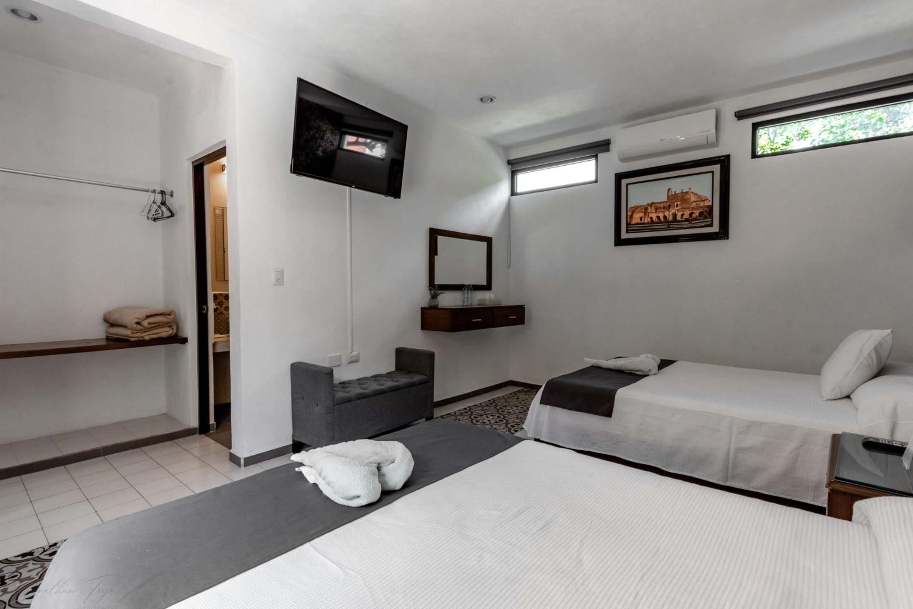 Deluxe Family Room - Photo 4
