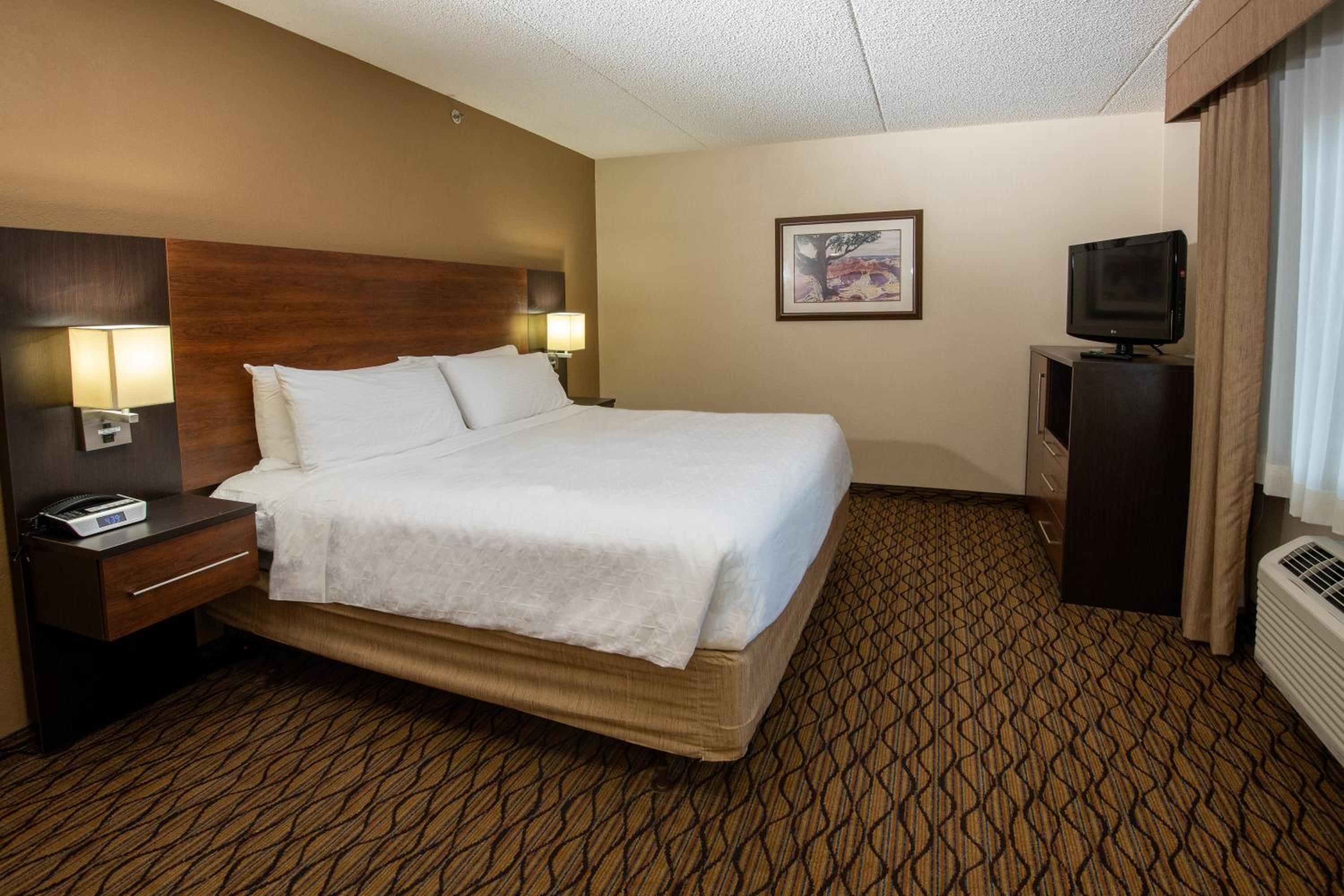 Standard King Room