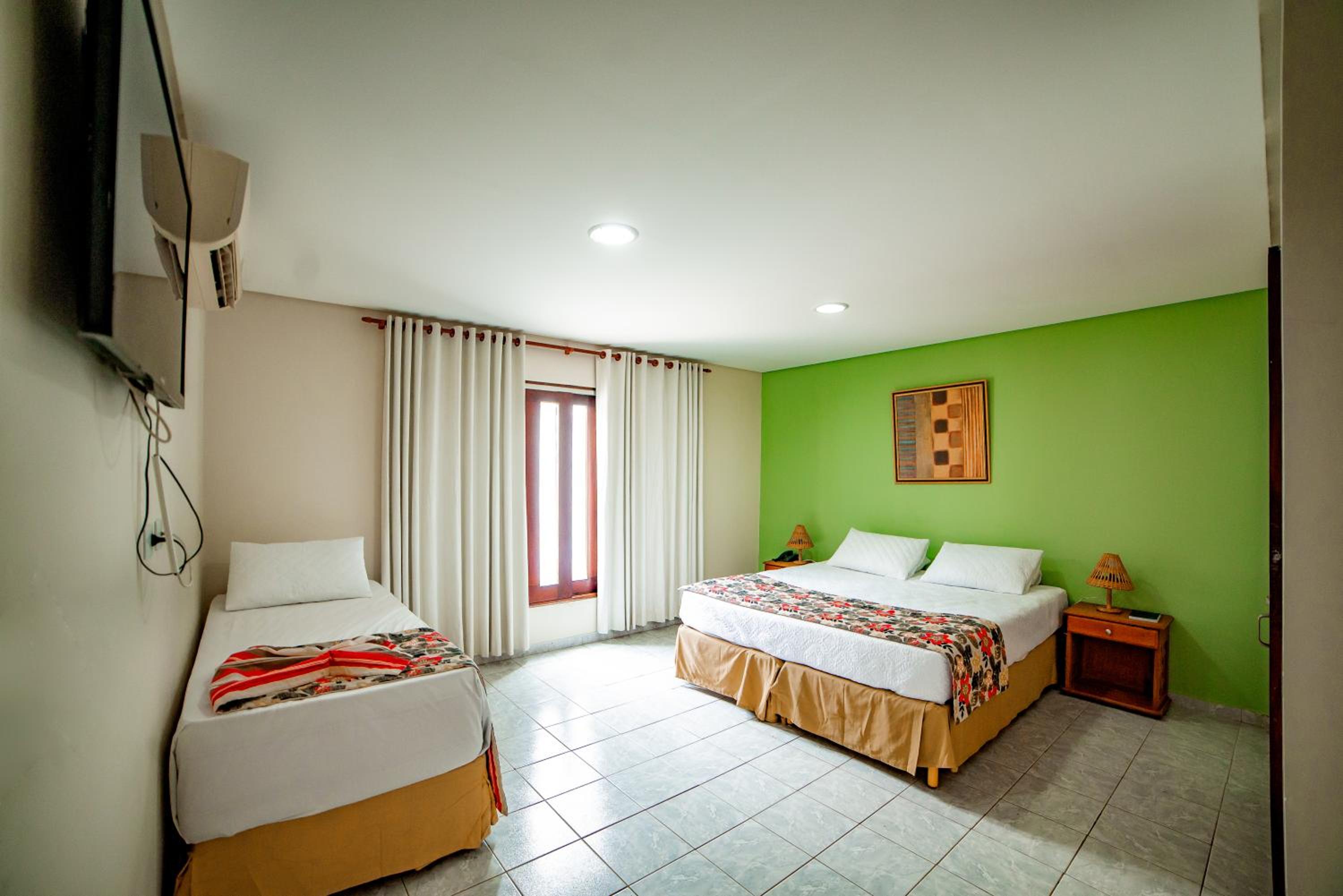 Deluxe Double or Twin Room photo 3