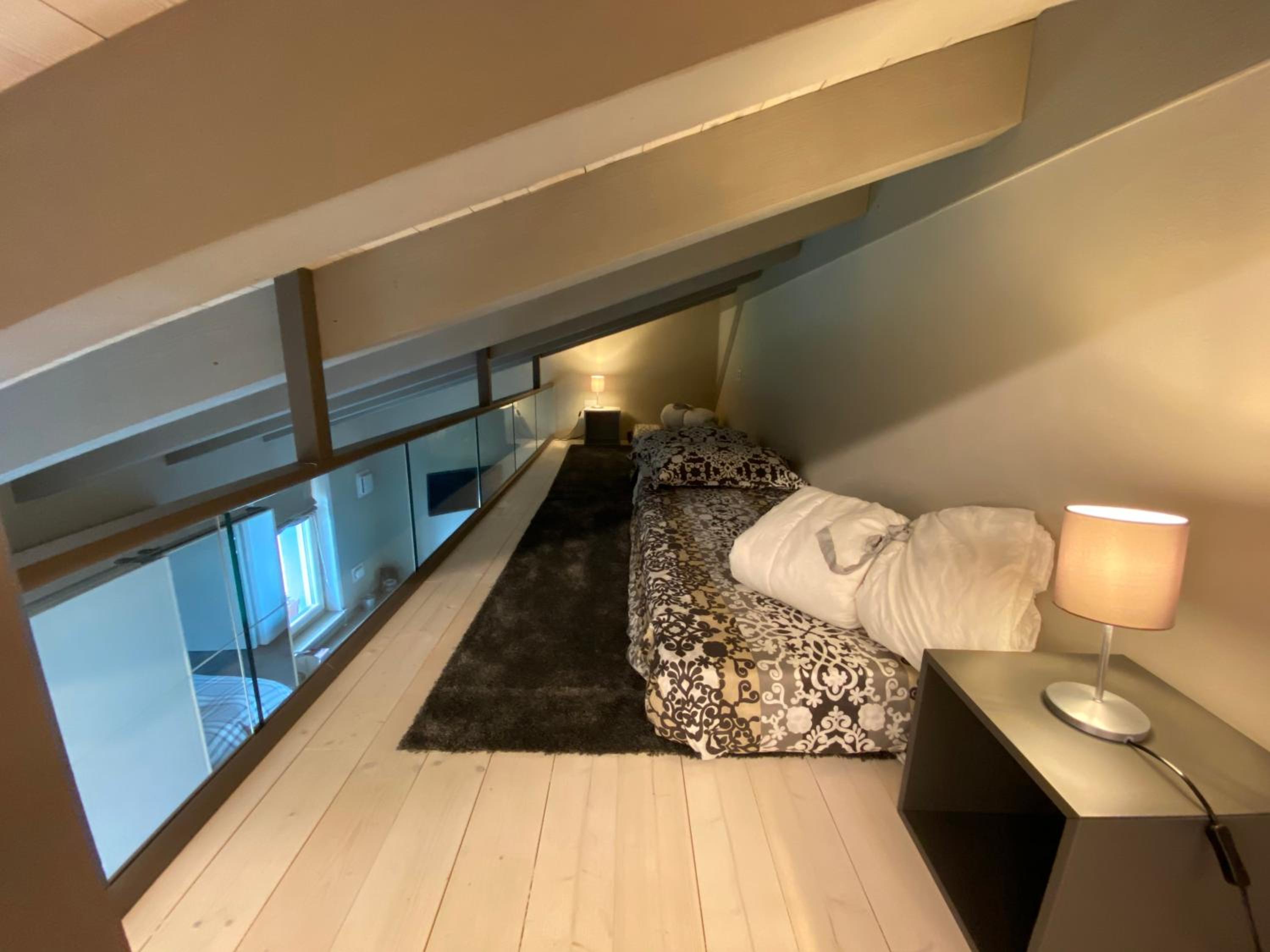 Family Room with Private Bathroom photo 1