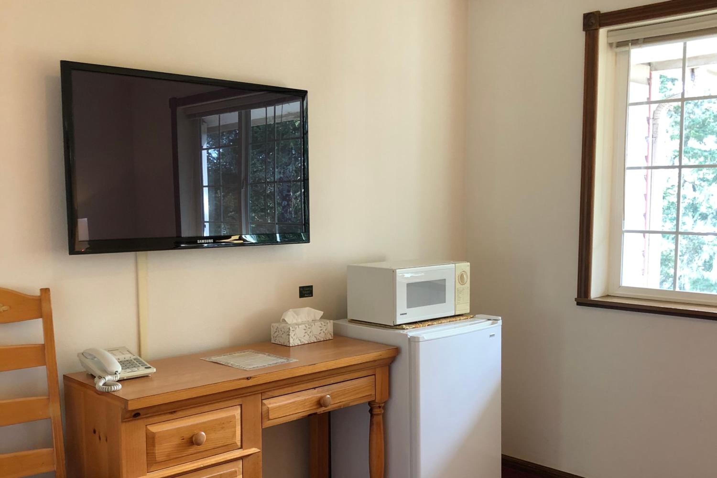 King Suite with River View  photo 1
