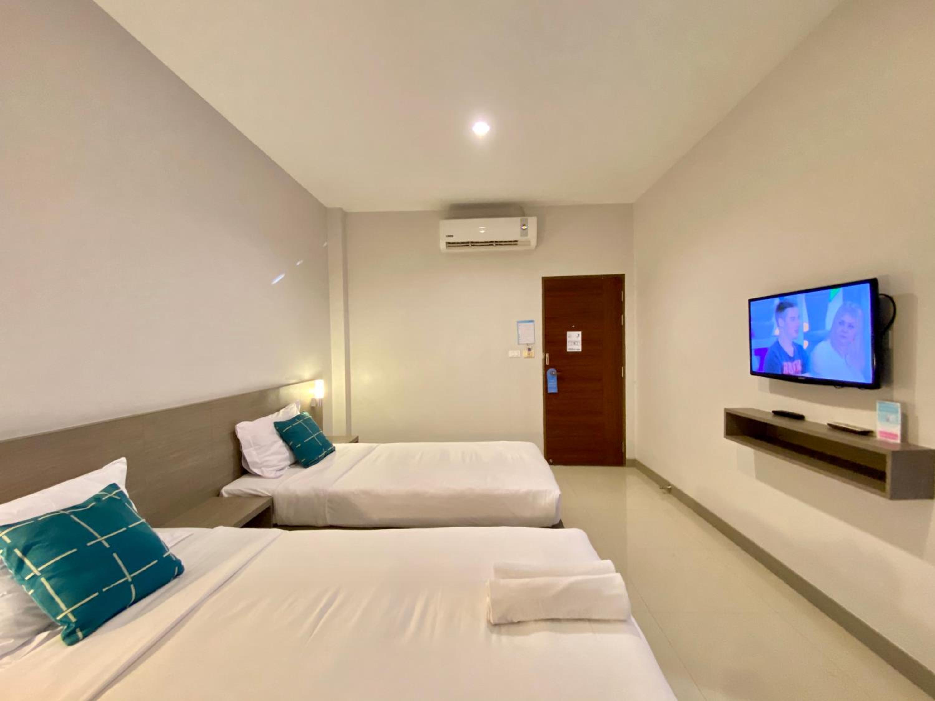 Superior Twin Room with Balcony