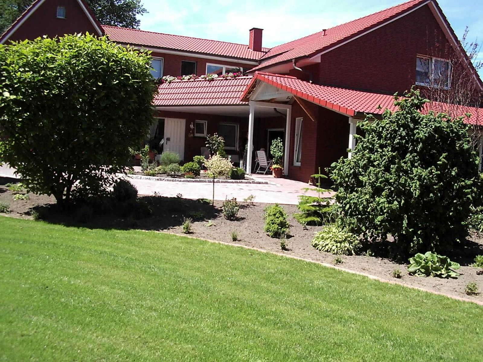 Four-Bedroom House photo 2