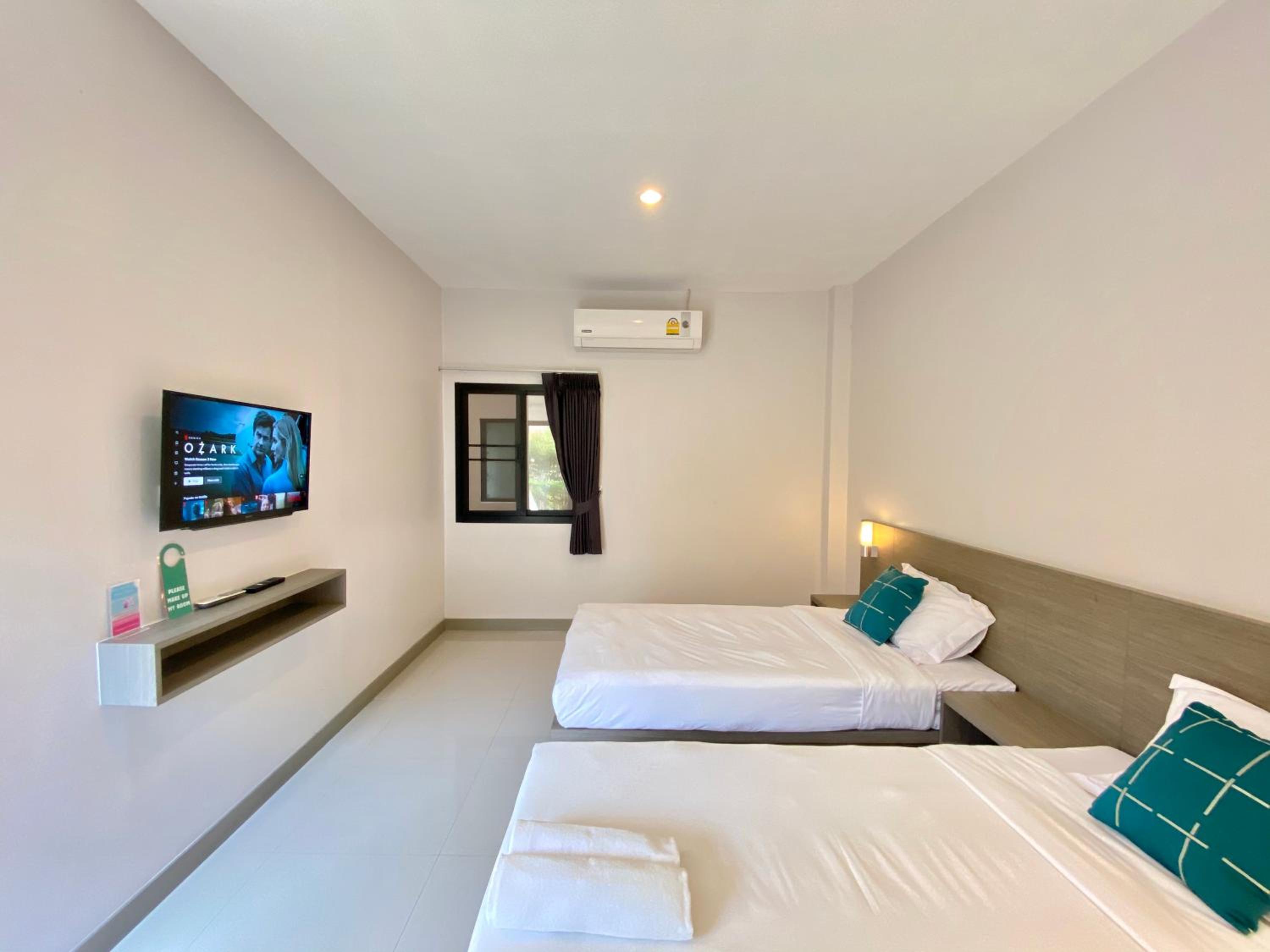 Large Twin Room