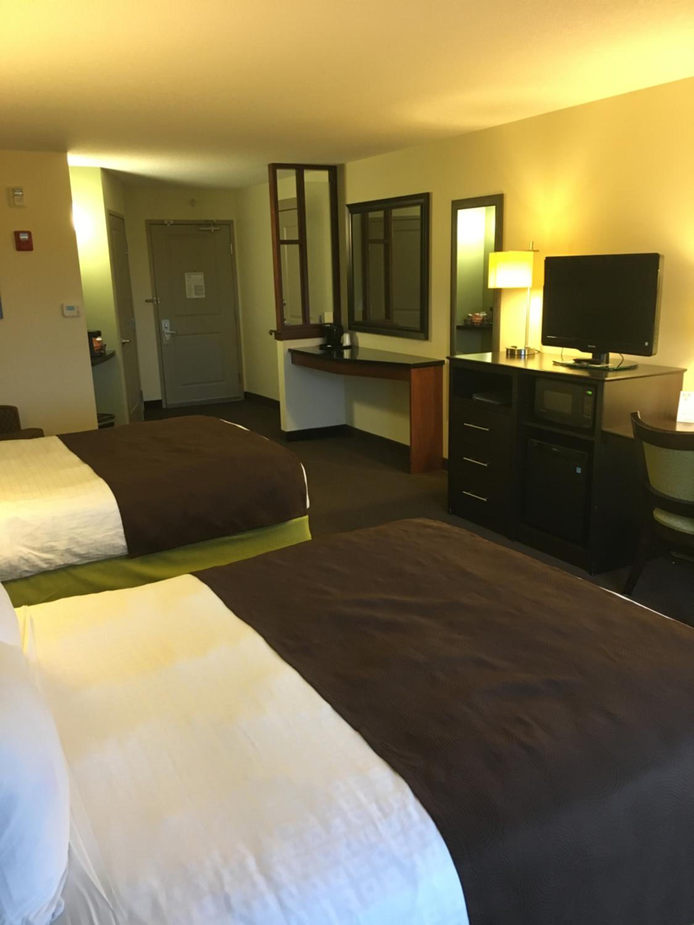 Deluxe Queen Room - Mobility Access/Non-Smoking - Photo 3