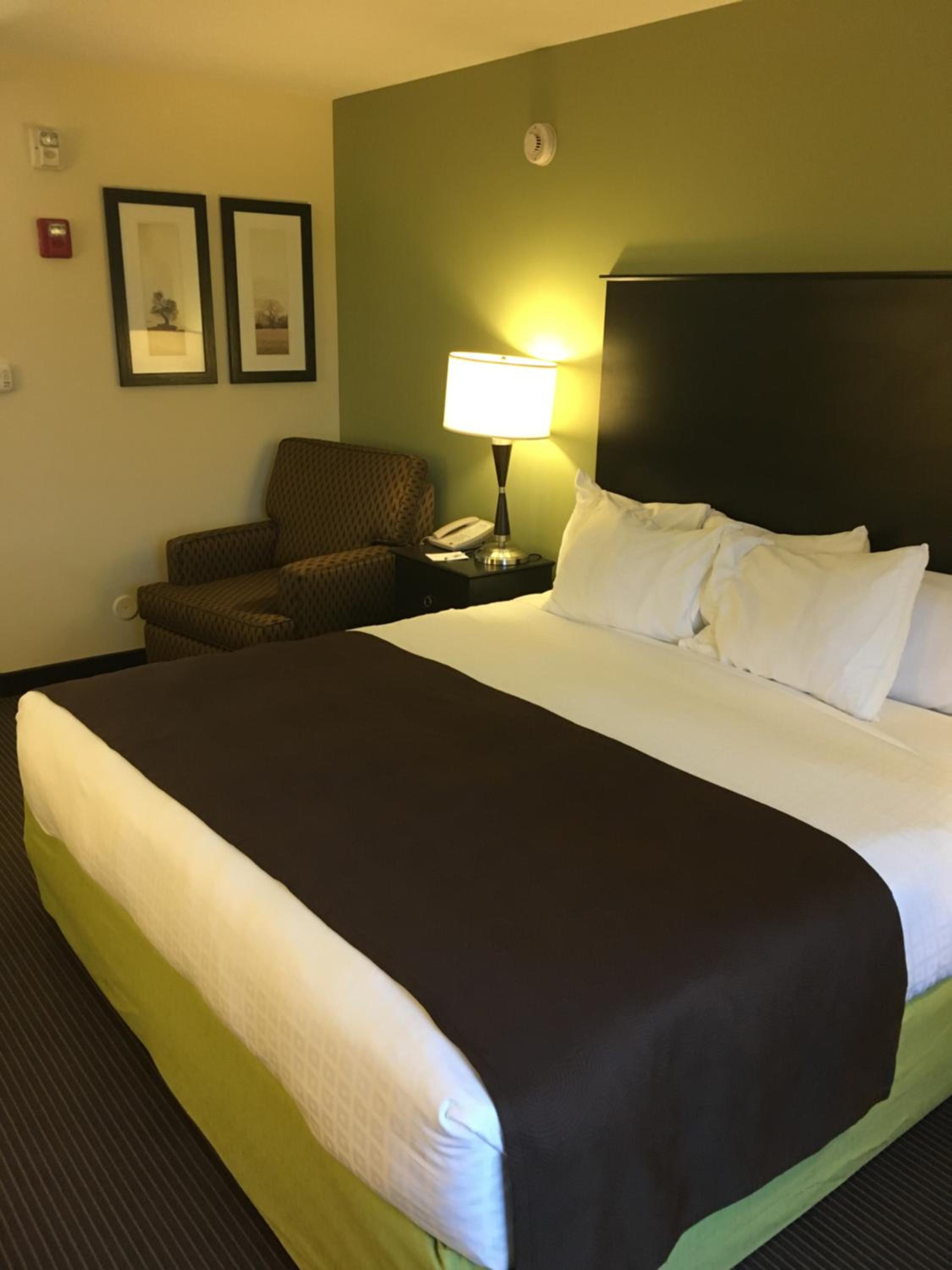 King Room - Mobility Access/Non-Smoking - Photo 2