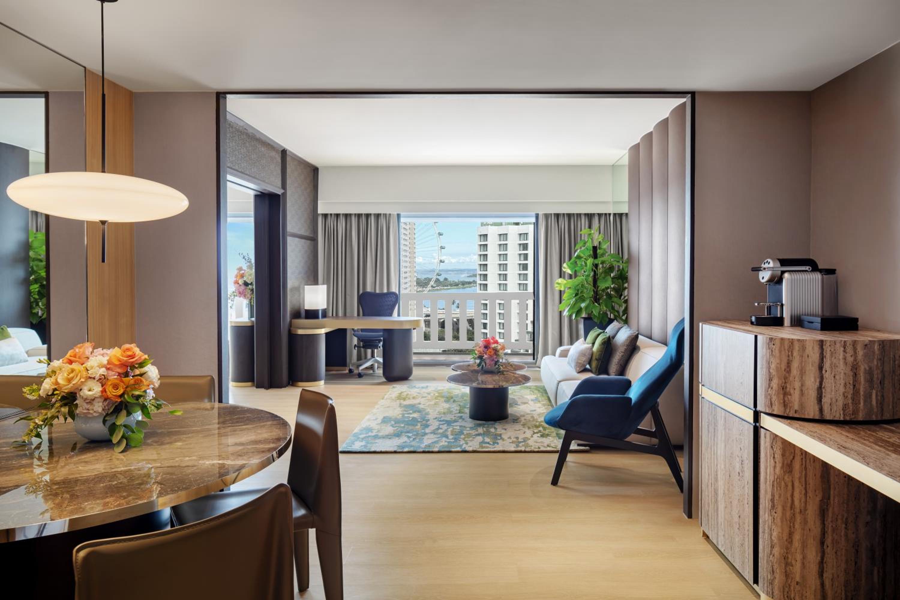 Signature Marina Bay Suite thumbnail 5