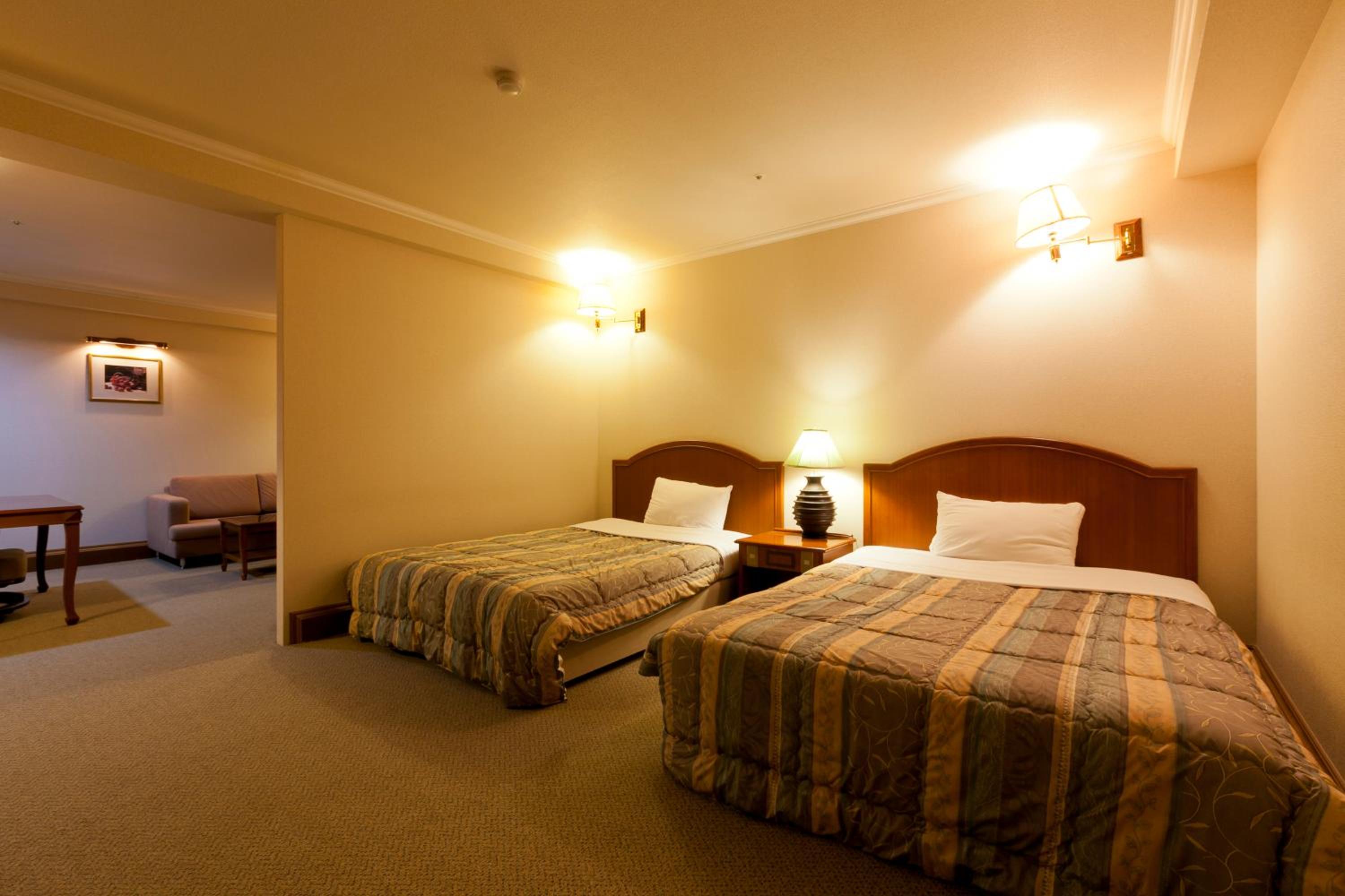 Superior Twin Room - Non-Smoking - Photo 3
