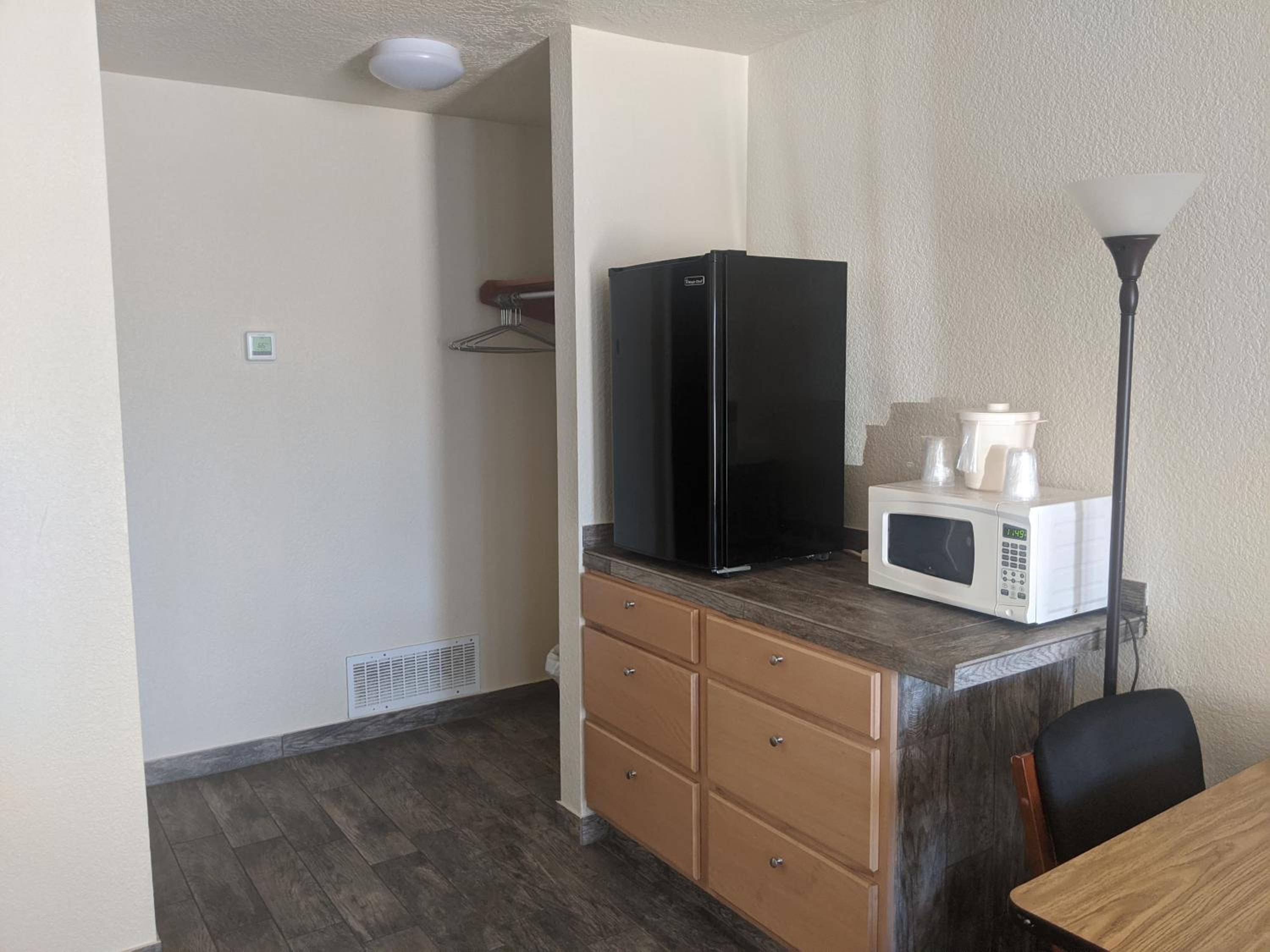 Family Room photo 3