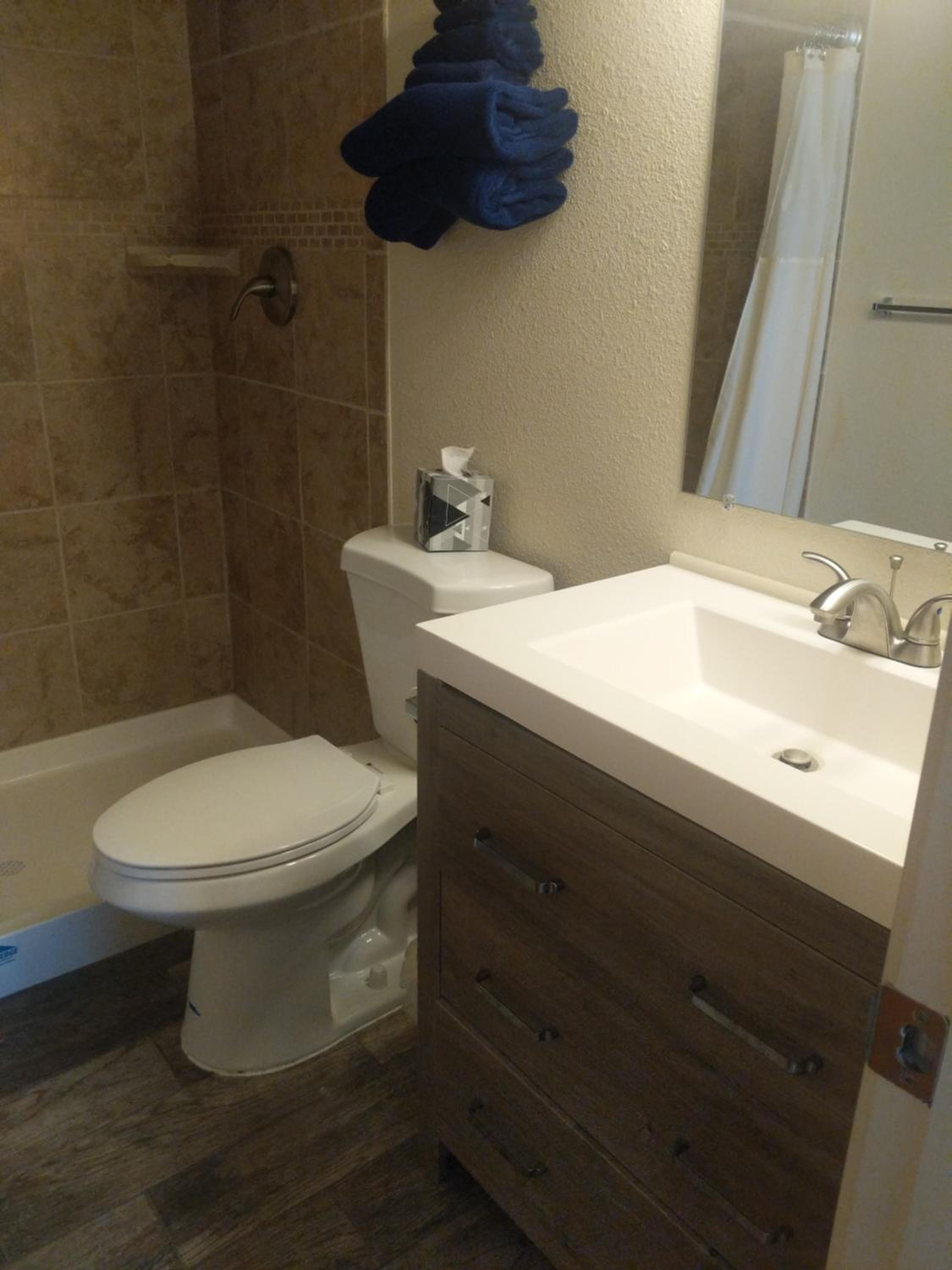 Deluxe Queen Room photo 2